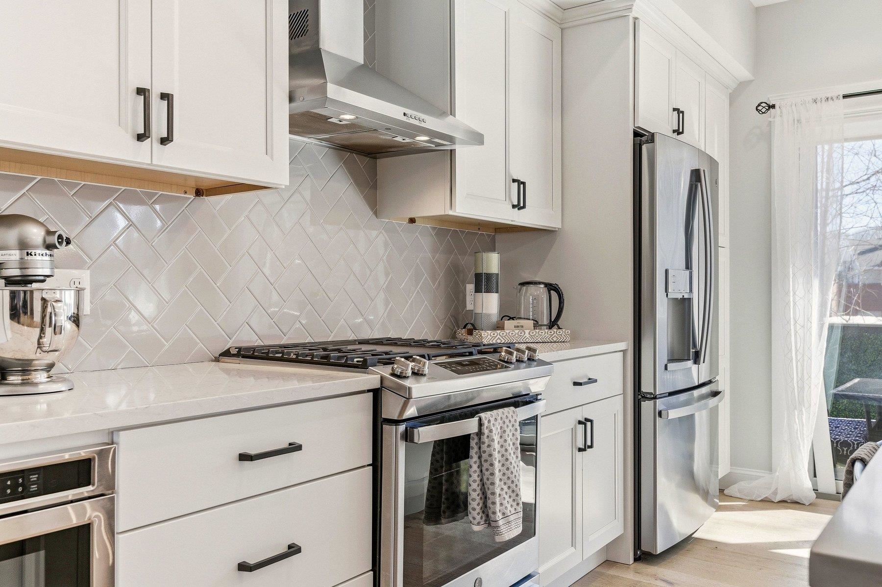 30 Cate St #23, Portsmouth, NH 03801