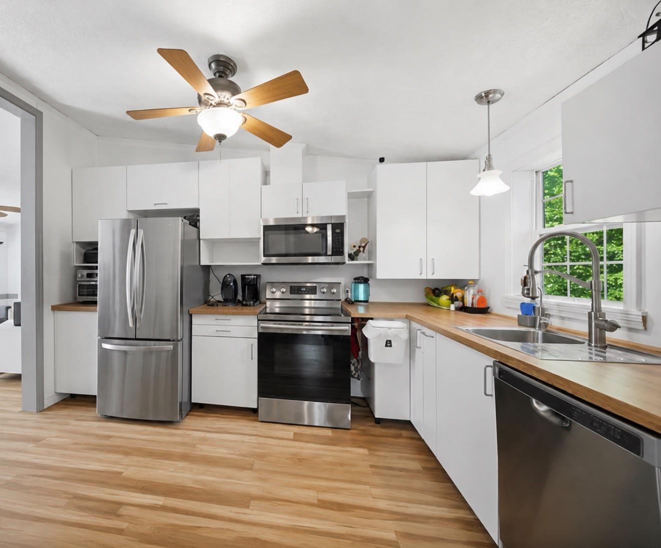 6 Marilyn Drive, Allenstown, NH photo 4