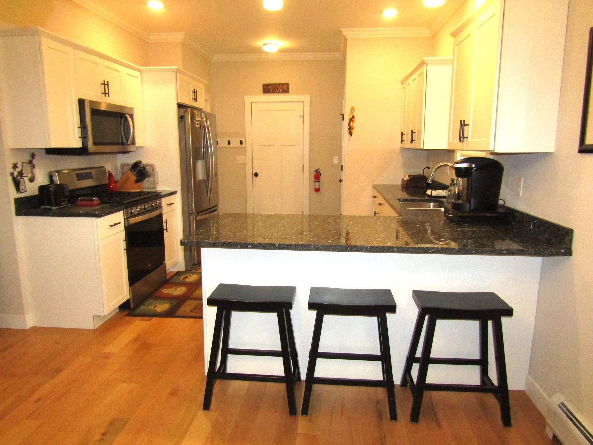 Photo 3 of Single family home for sale at 588 Harbor View Dr, Saint Albans, VT 05478 | MLS# 5103656 | Listing updated on 2026-10-07