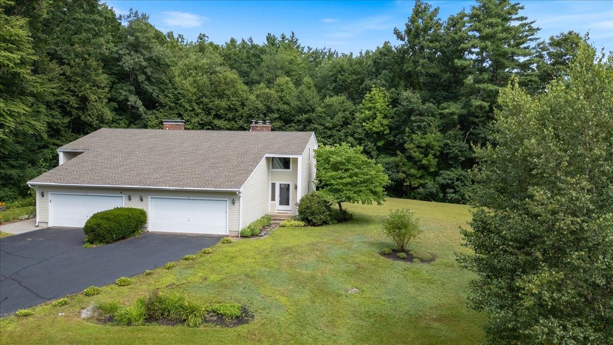 19 Jennifer Dr, Concord, NH 03301