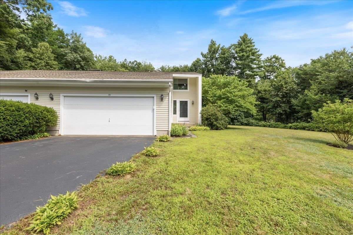 19 Jennifer Dr, Concord, NH 03301