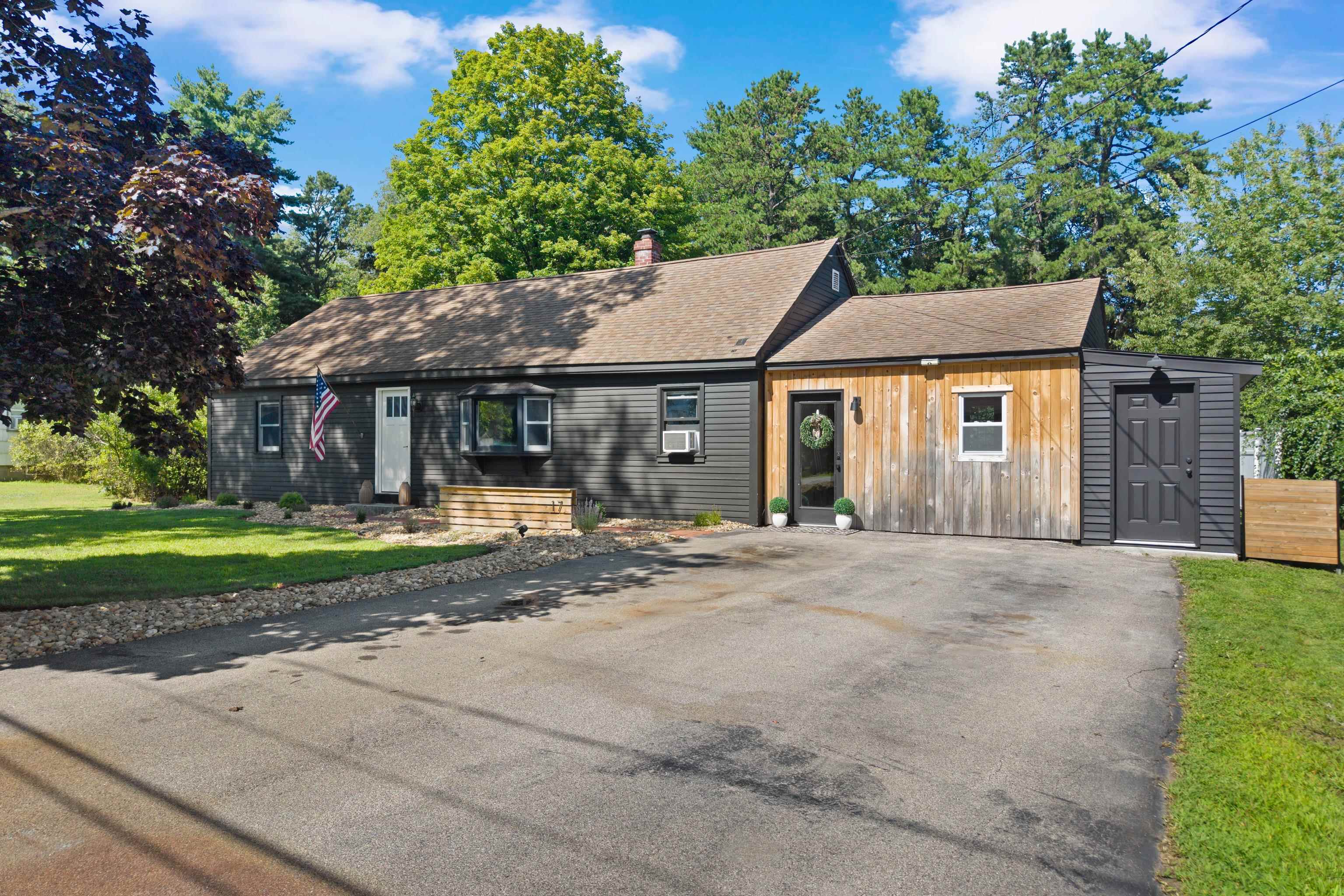 17 Allard St, Concord, NH 03301