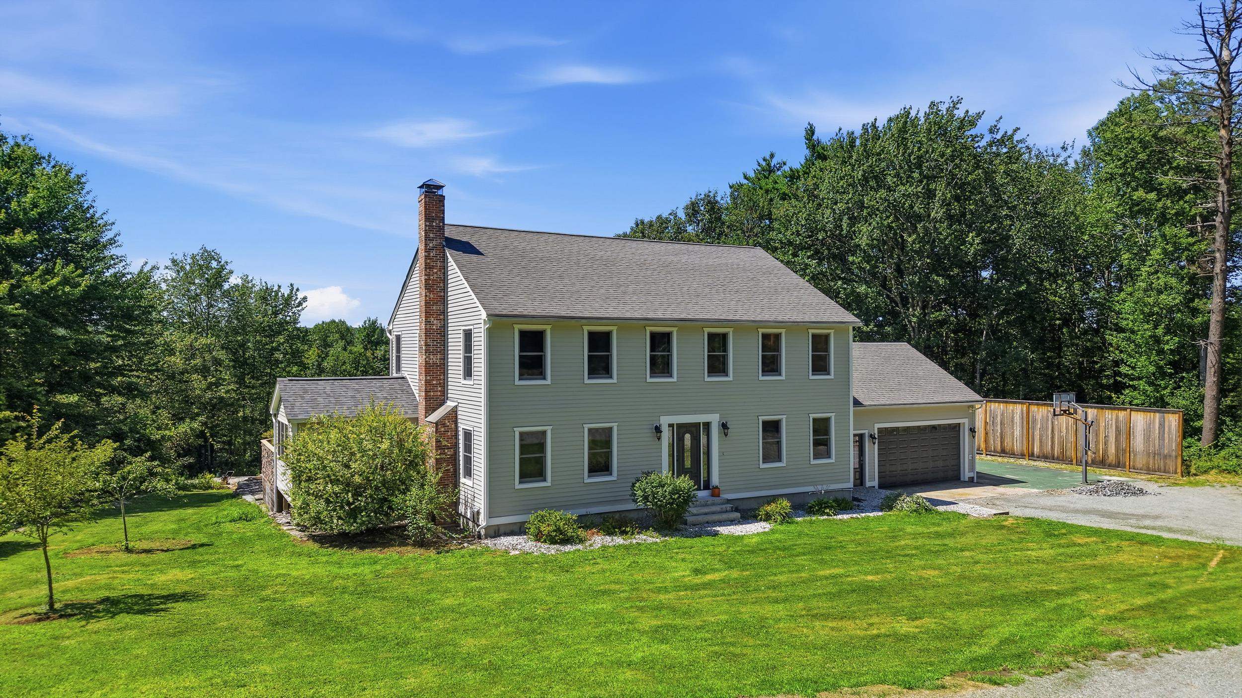 6 Quentin Dr, Brookline, NH 03033