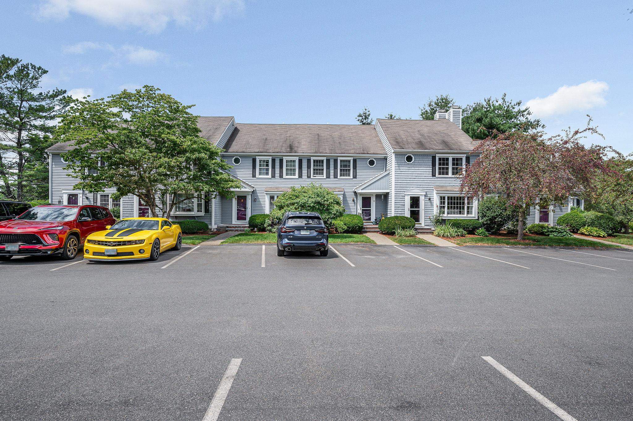 5 Meadowview Cir, Nashua, NH 03062
