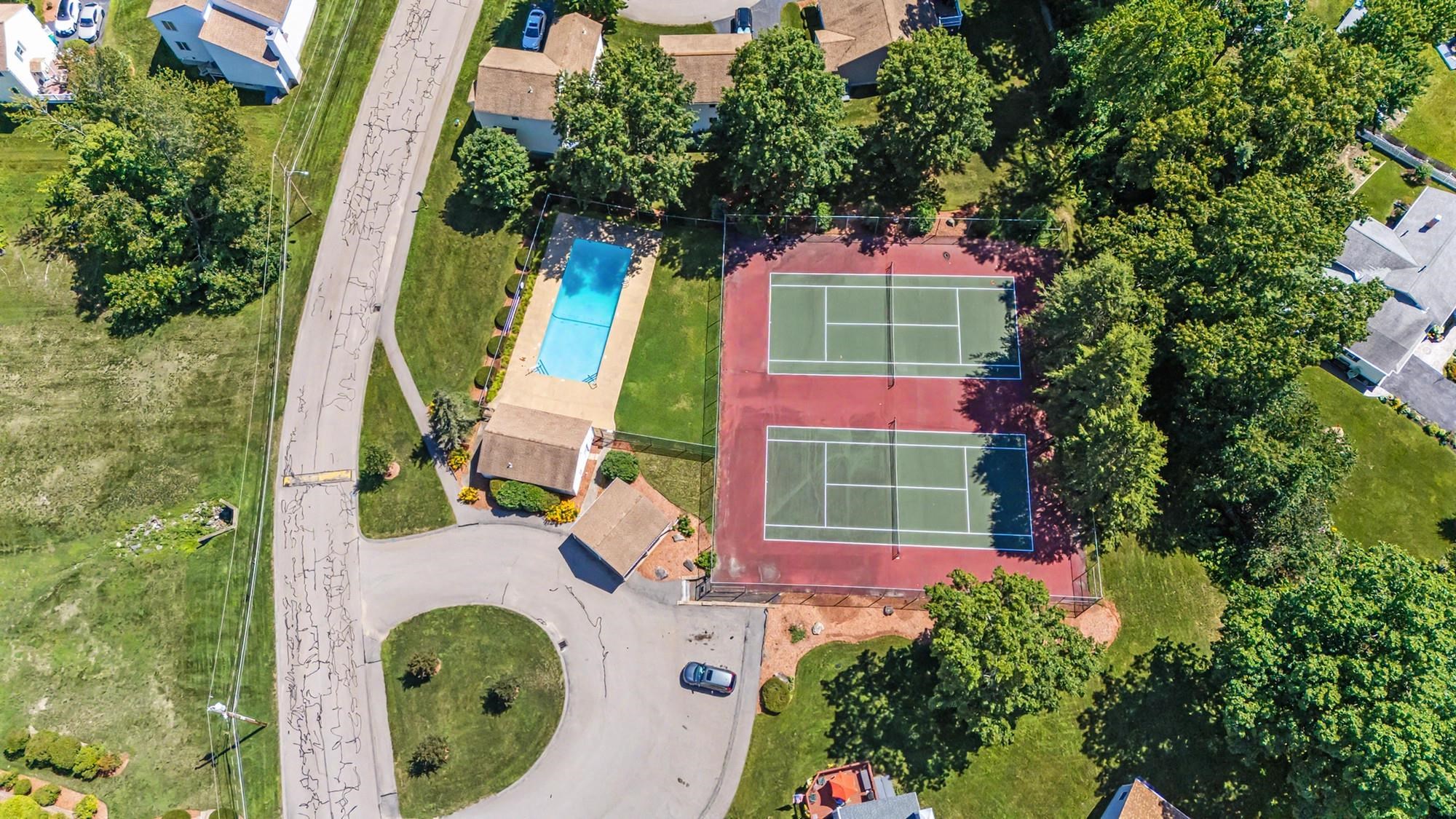 3 Jasmine Dr #U-13, Nashua, NH 03063-3438