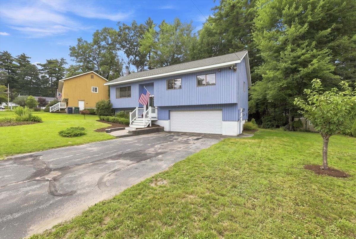 19 Cimmarron Dr, Nashua, NH 03062