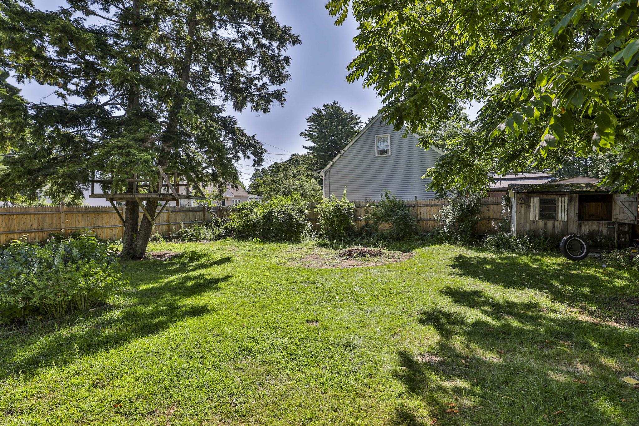 160 Harriman St, Manchester, NH 03104