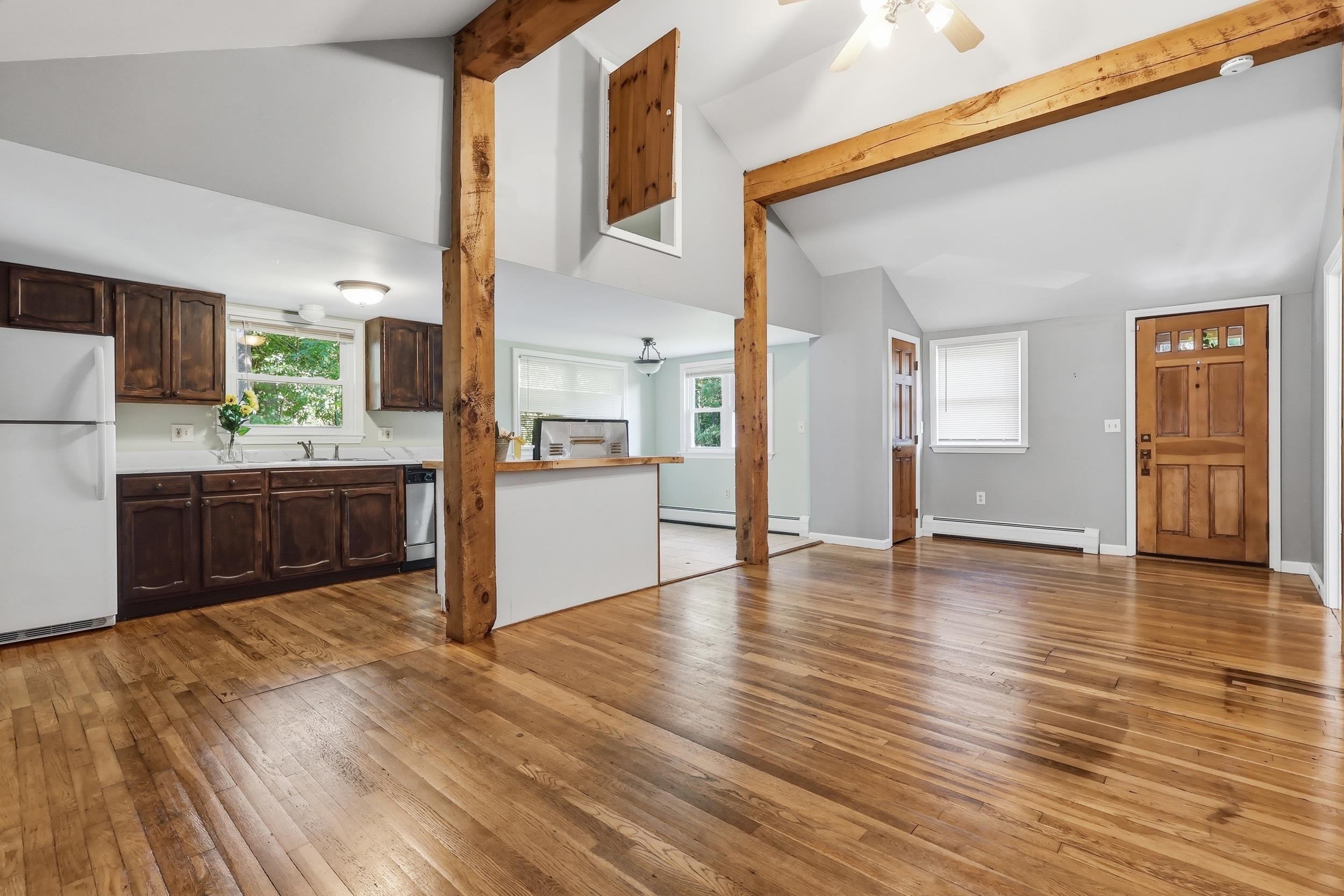219 W High St, Somersworth, NH 03878