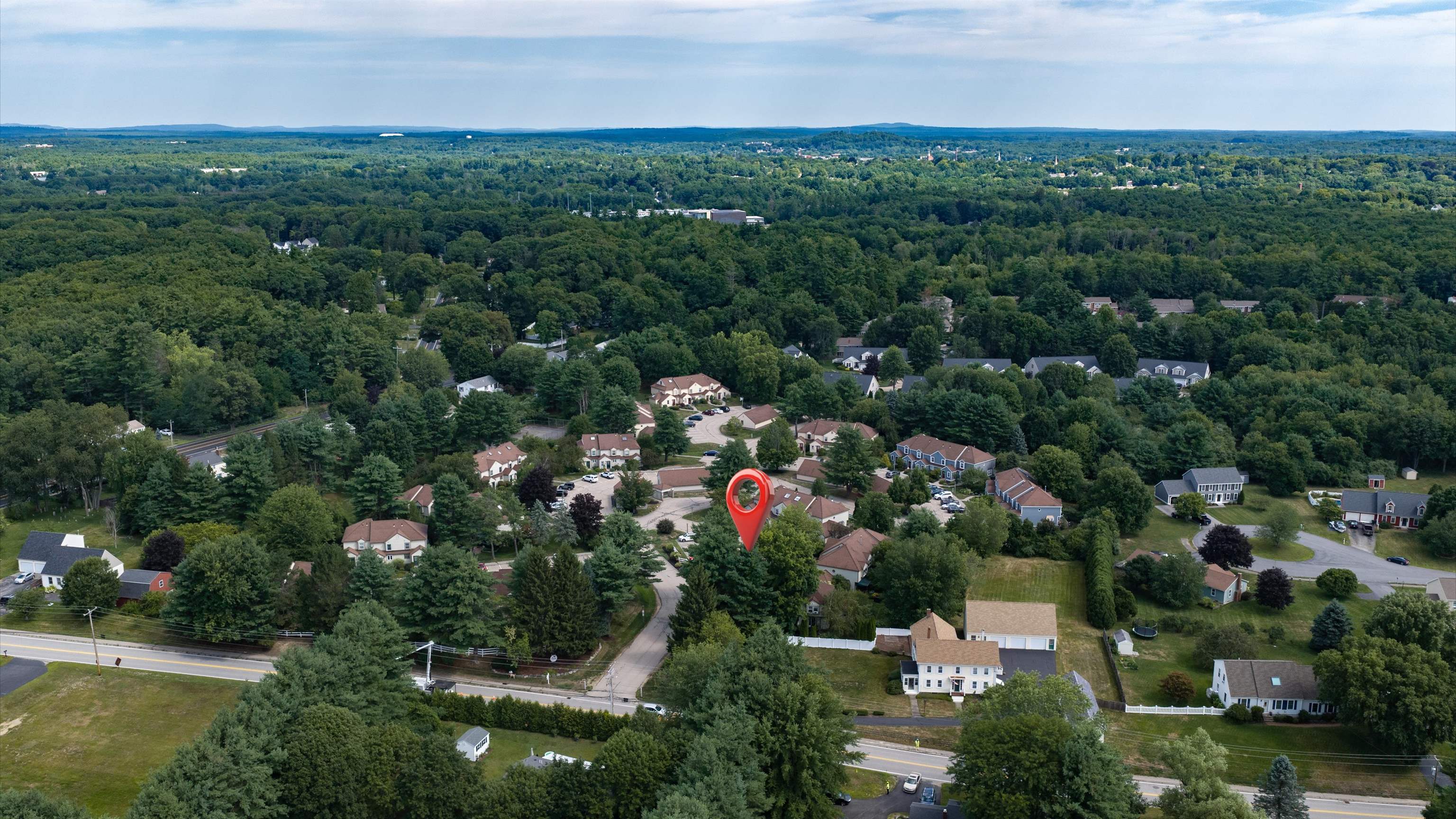 19 Surrey Rn, Dover, NH 03820
