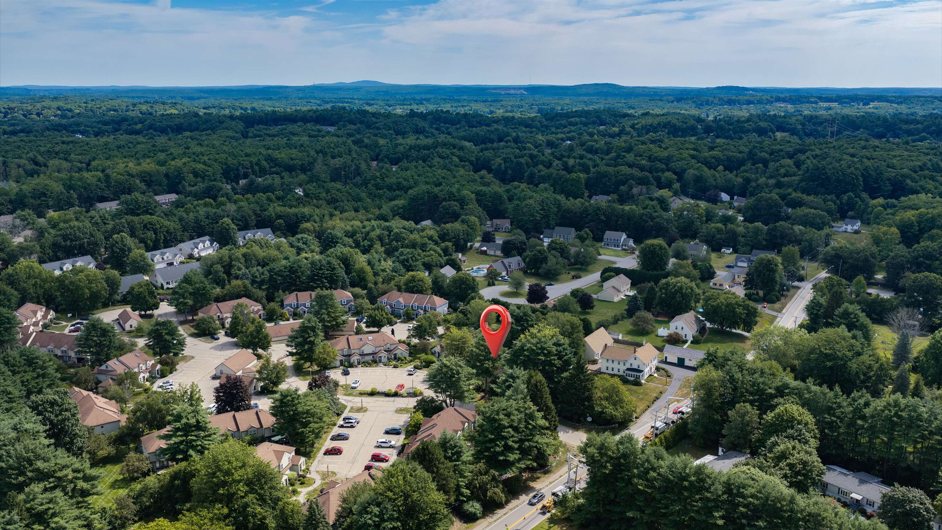 19 Surrey Rn, Dover, NH 03820