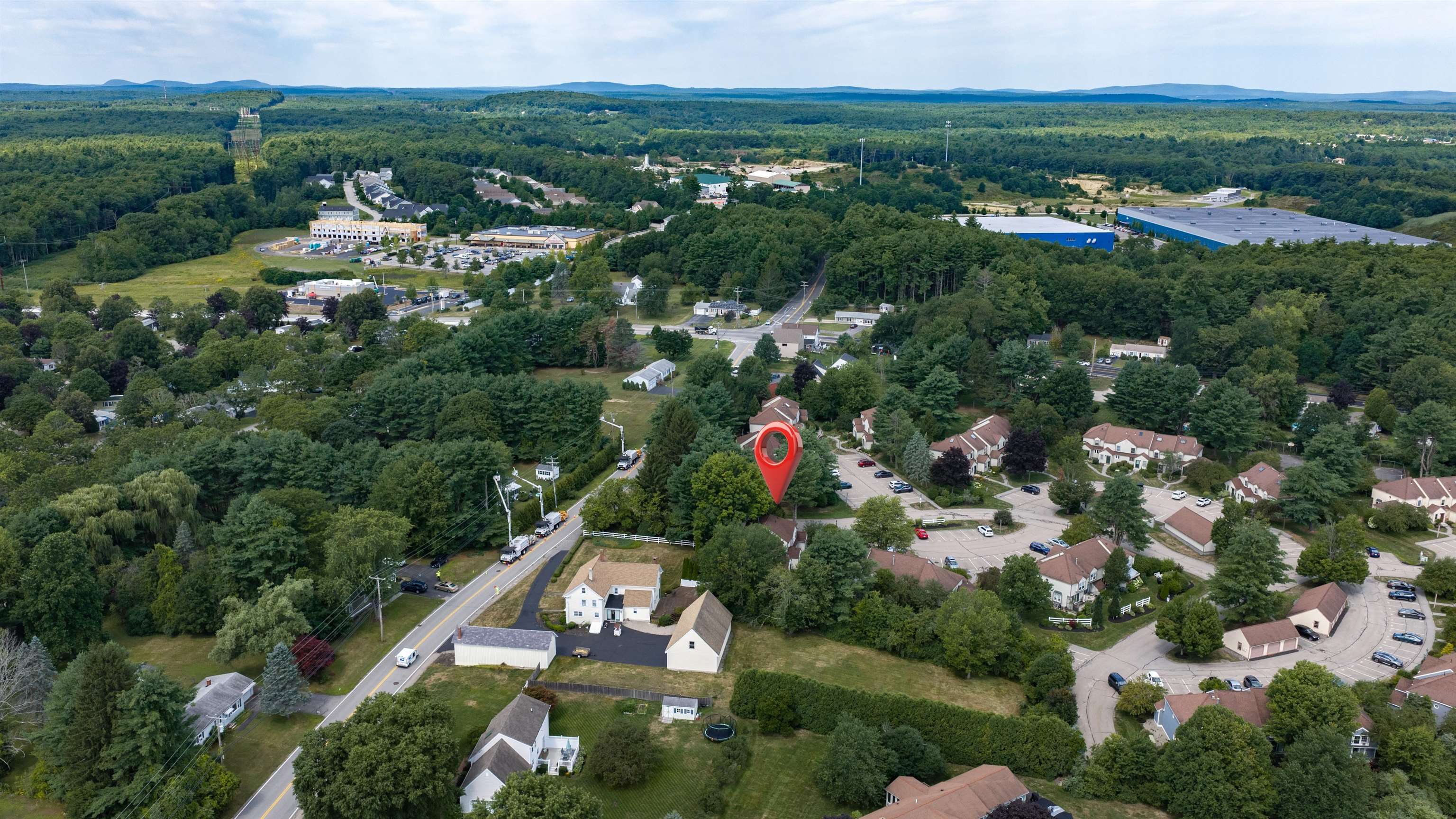 19 Surrey Rn, Dover, NH 03820