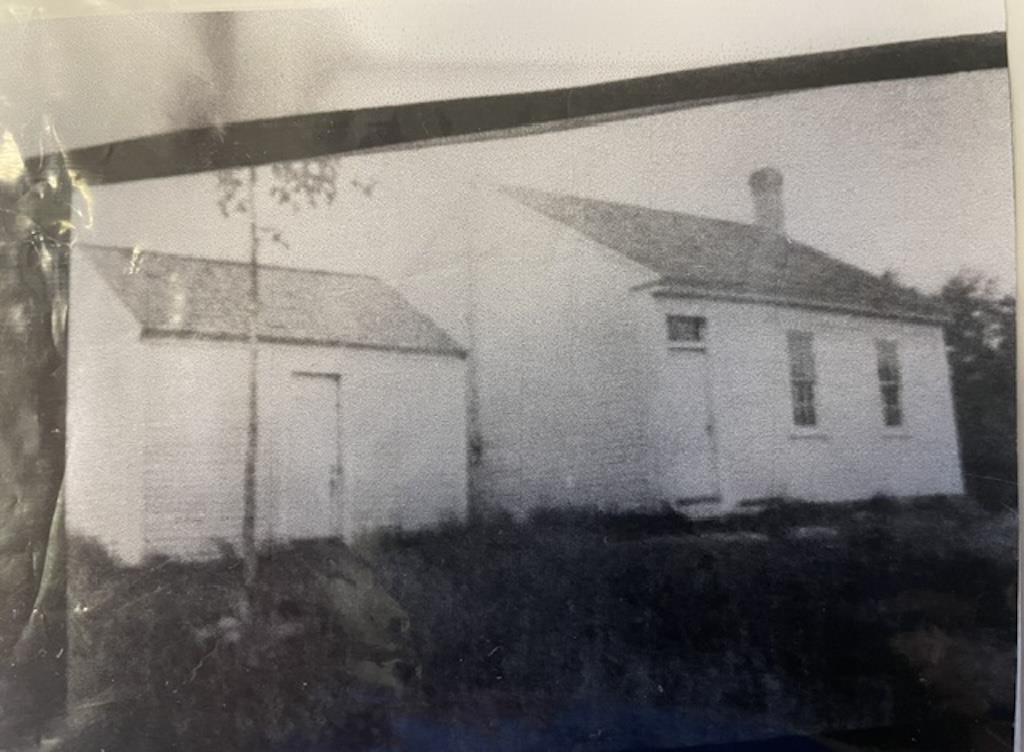 353 Bunker Hill Rd, Auburn, NH 03032