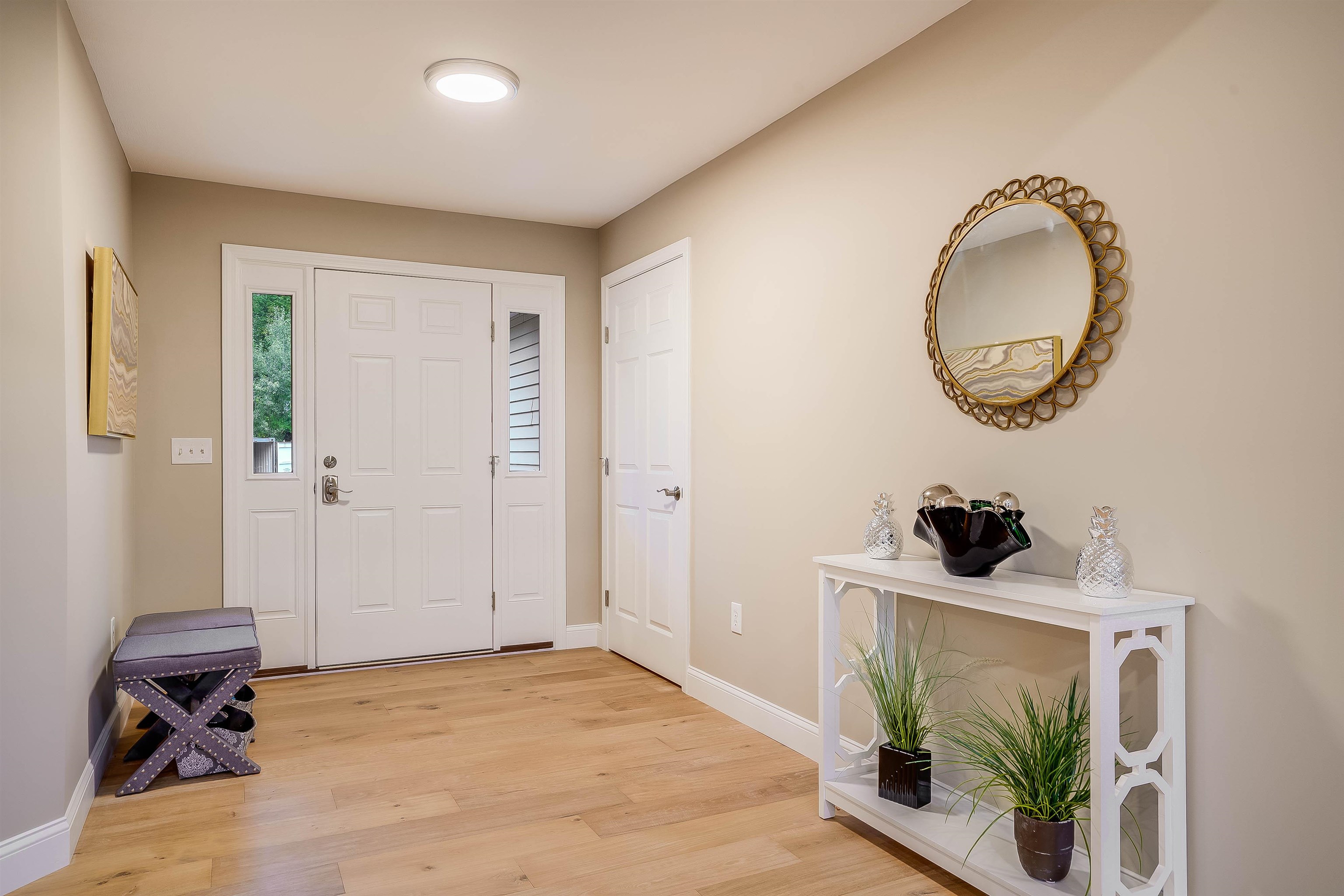 3 Maple Grove Rd, Sandown, NH 03873