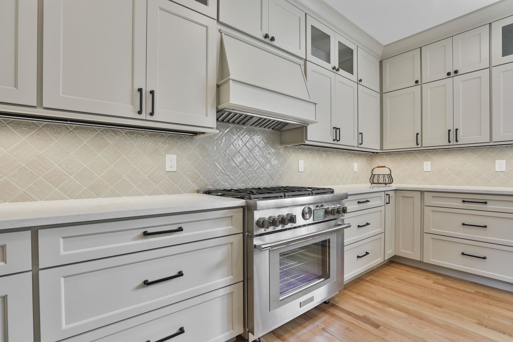 338 Pine Hill Rd, Hollis, NH 03049