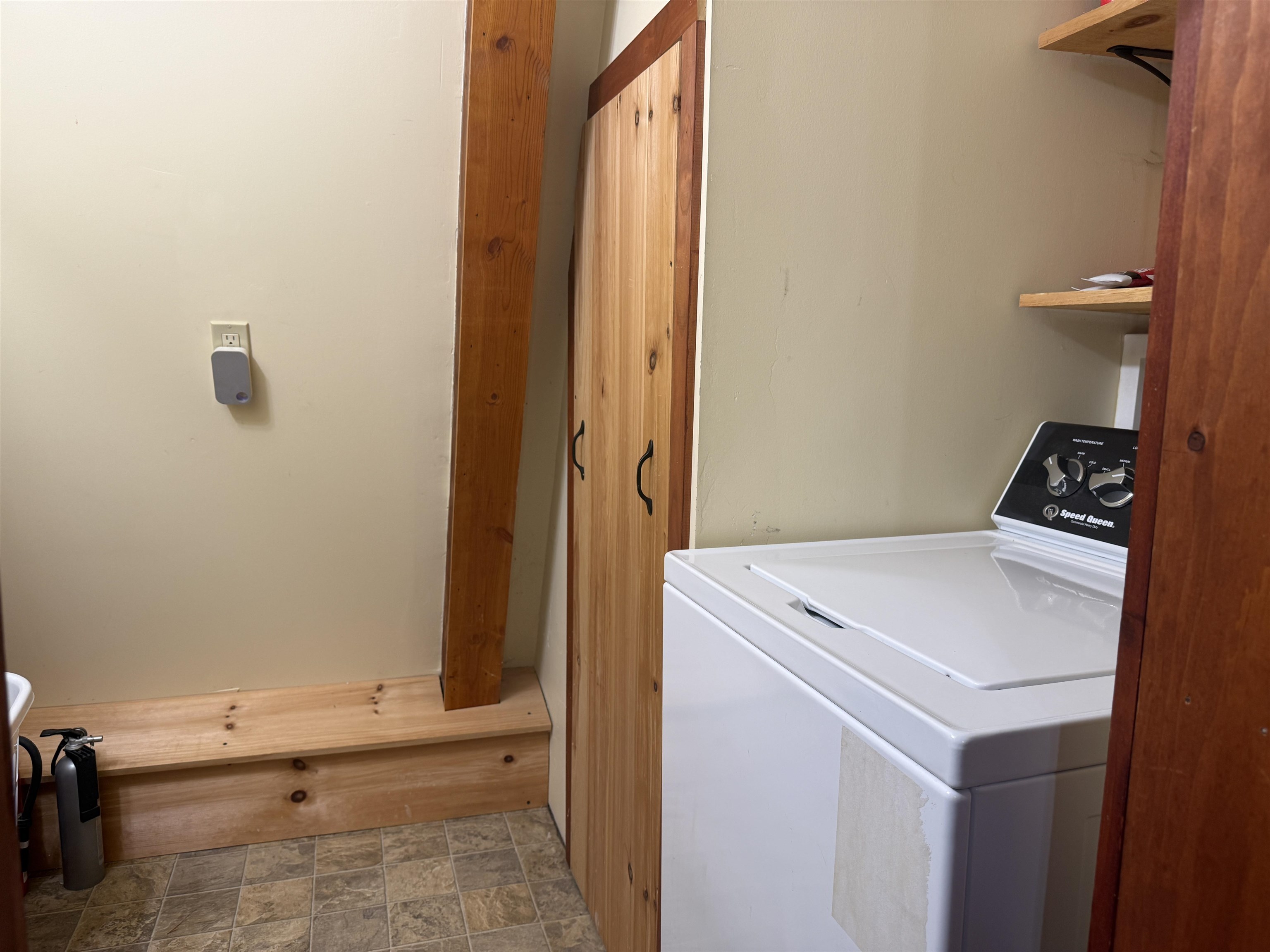 395 Valley Rd, Haverhill, NH 03785