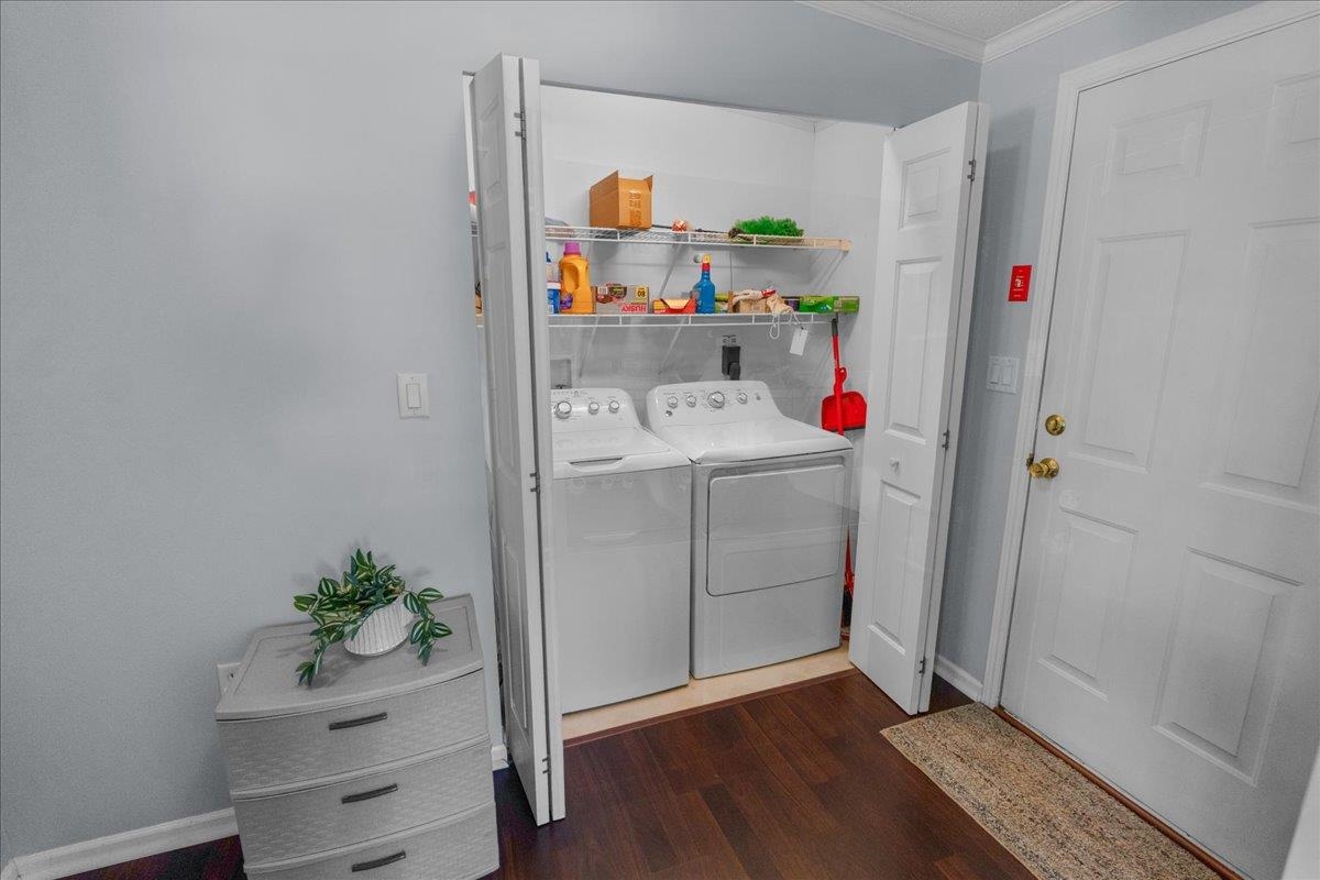 Photo 17 of 23