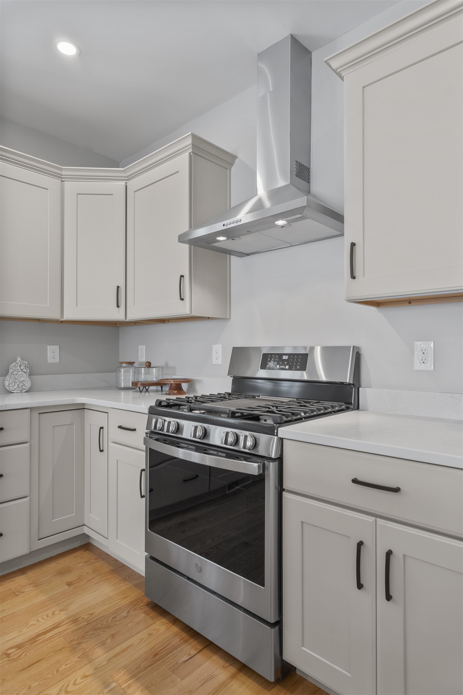 2 Navillus Way, Seabrook, NH 03874