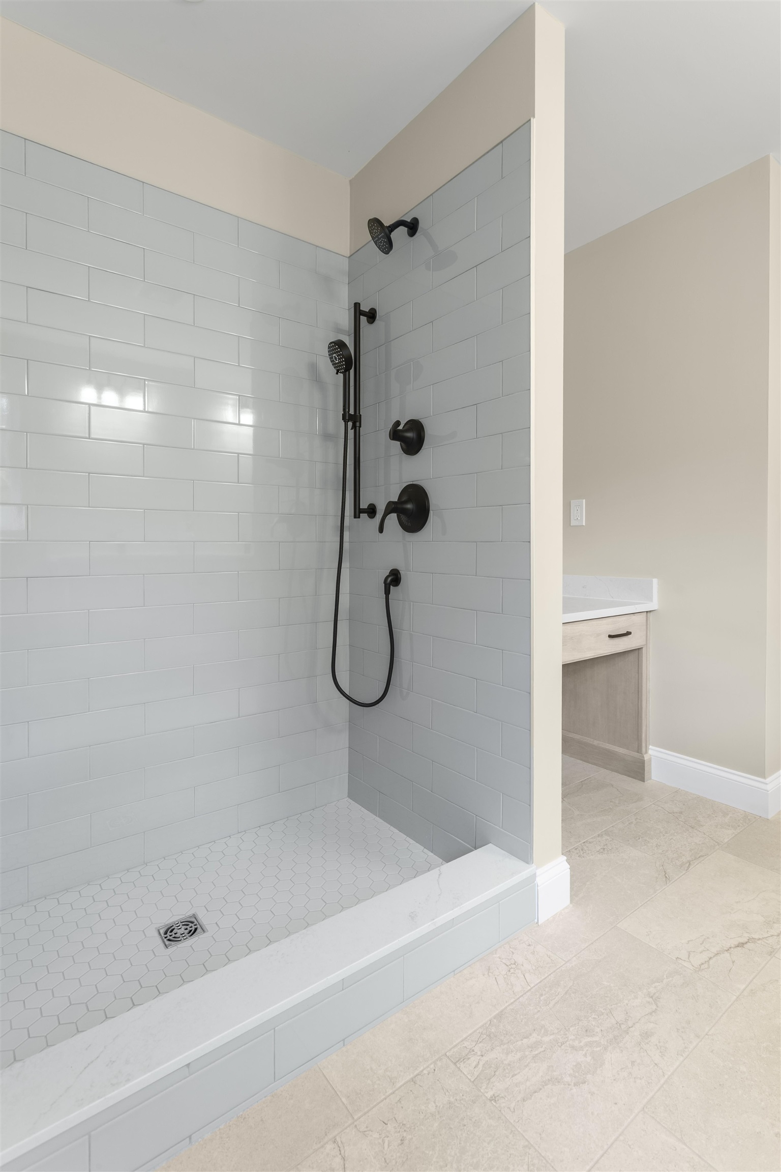2 Navillus Way, Seabrook, NH 03874