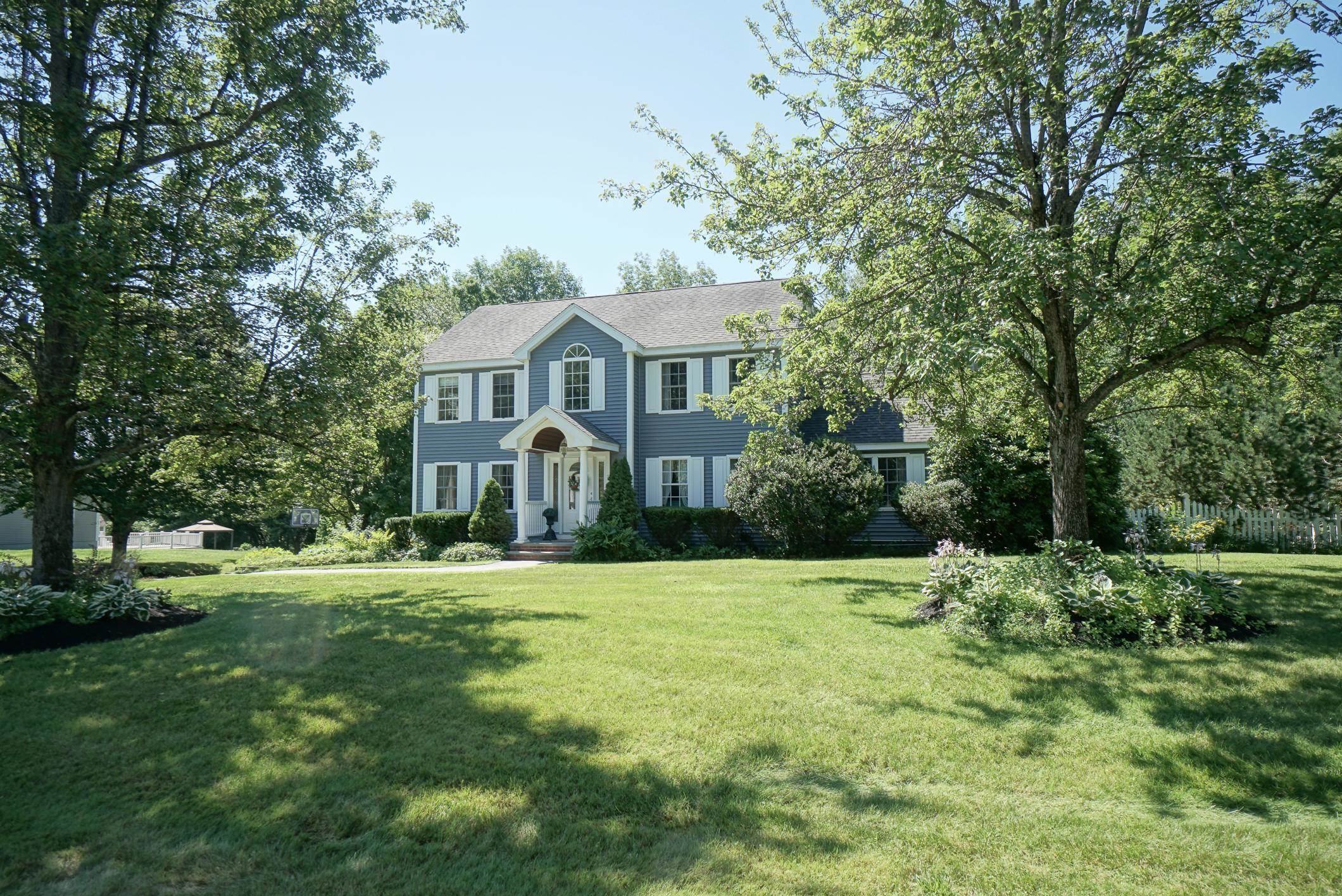 7 harmony Drive, Londonderry, NH photo 3