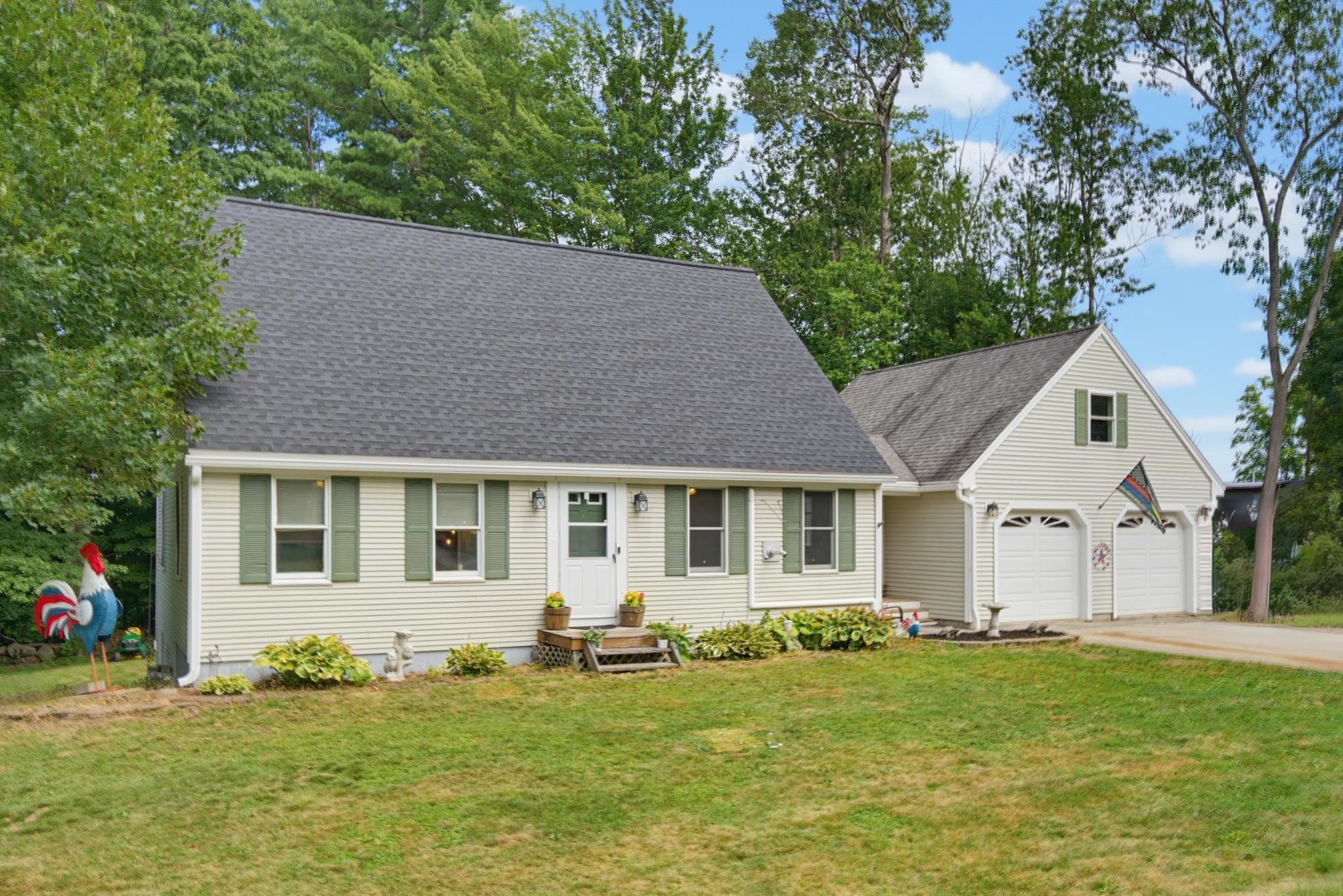 11 Highland Ave, Antrim, NH 03440