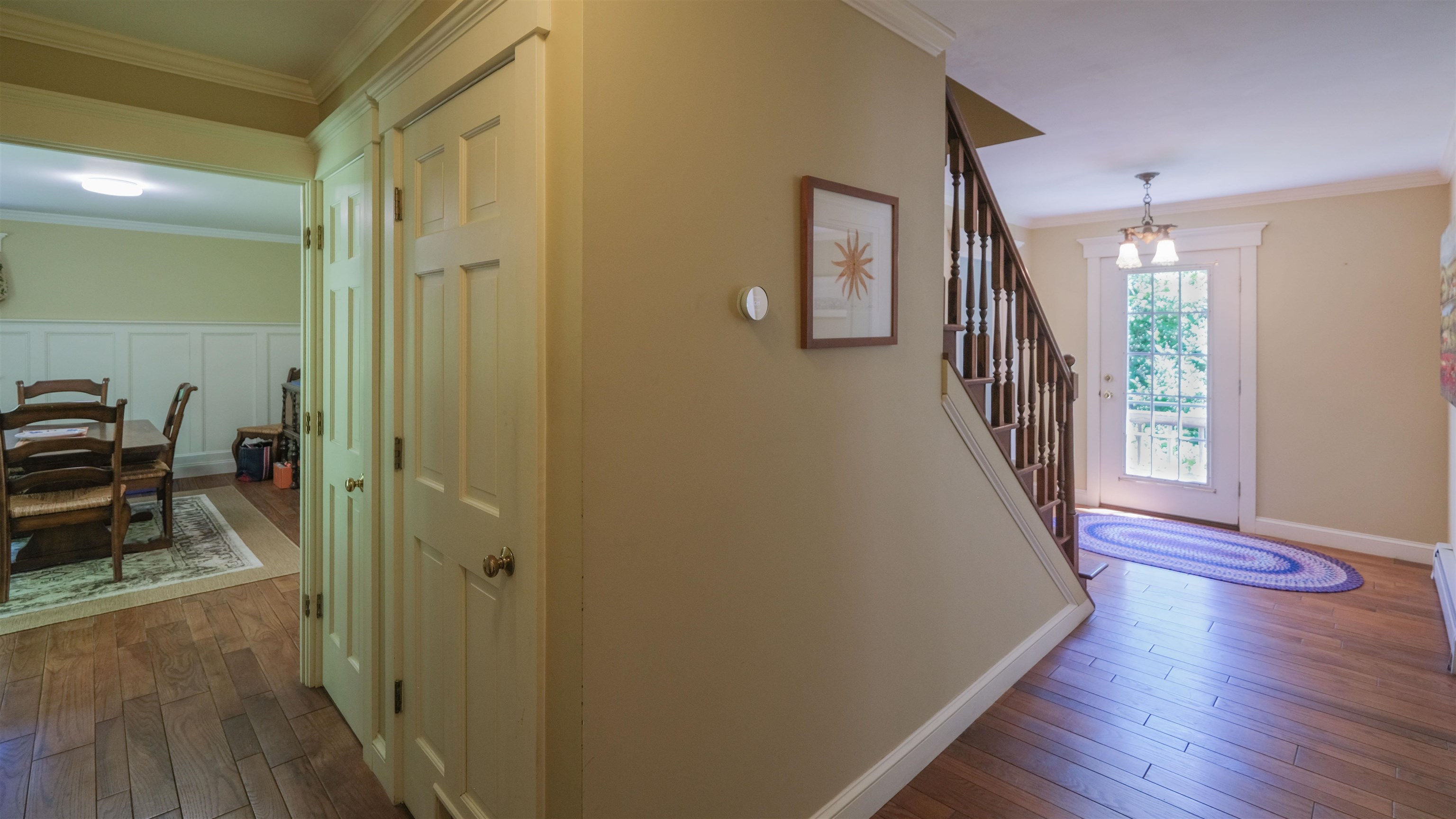 Foyer 25930392