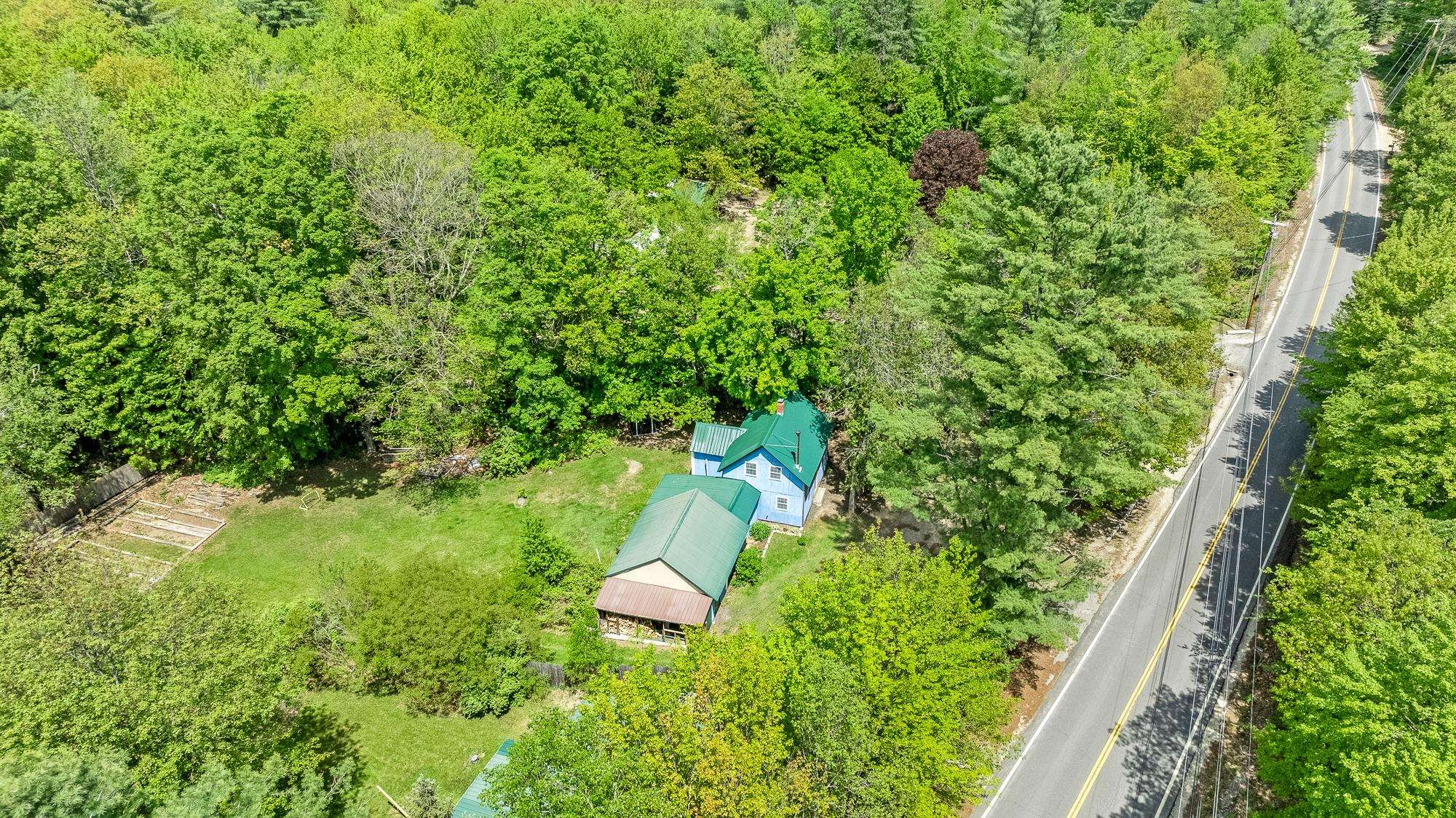 close to the highway and WMNF!