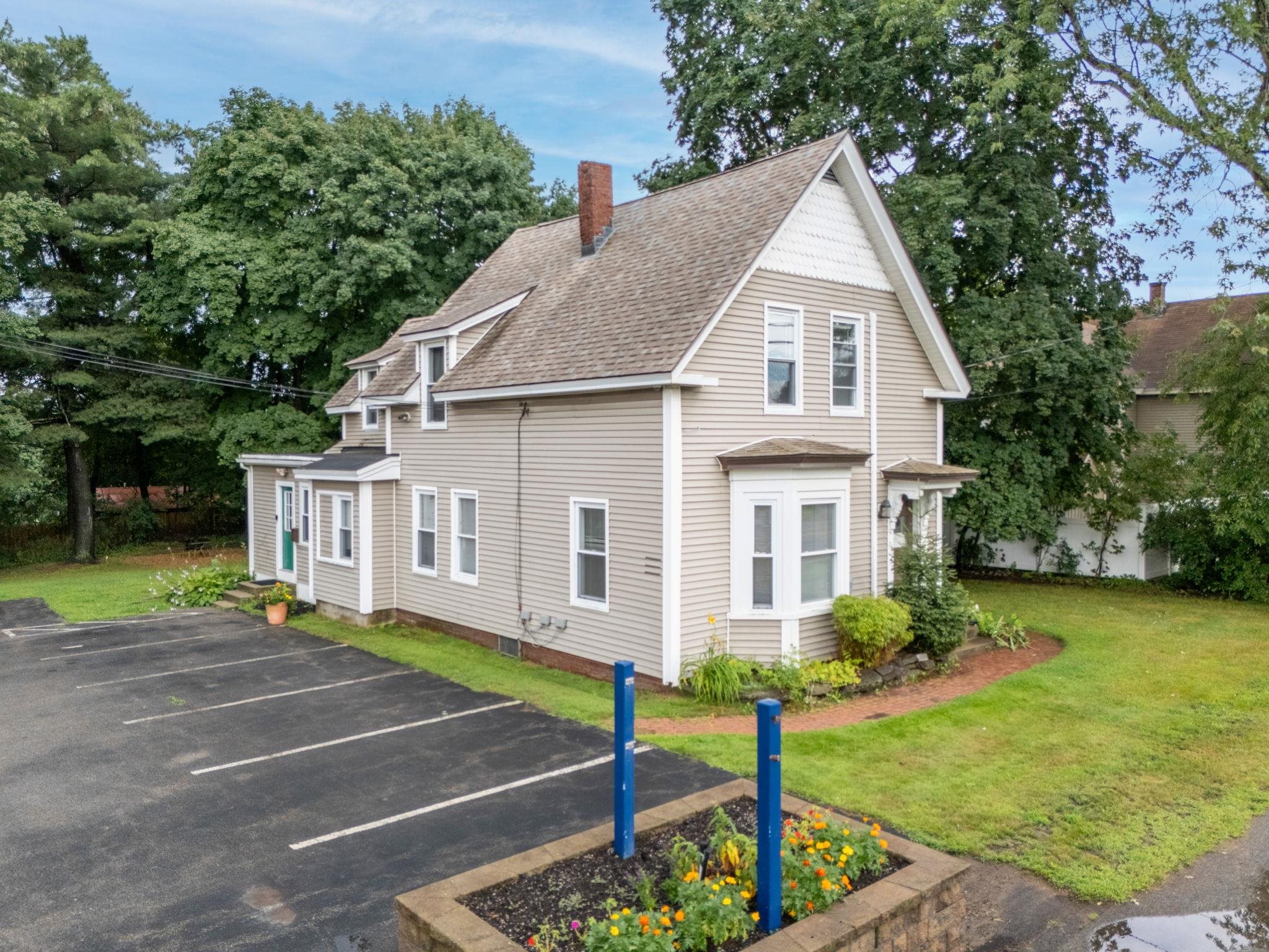 106 West Broadway, Derry, NH photo 2