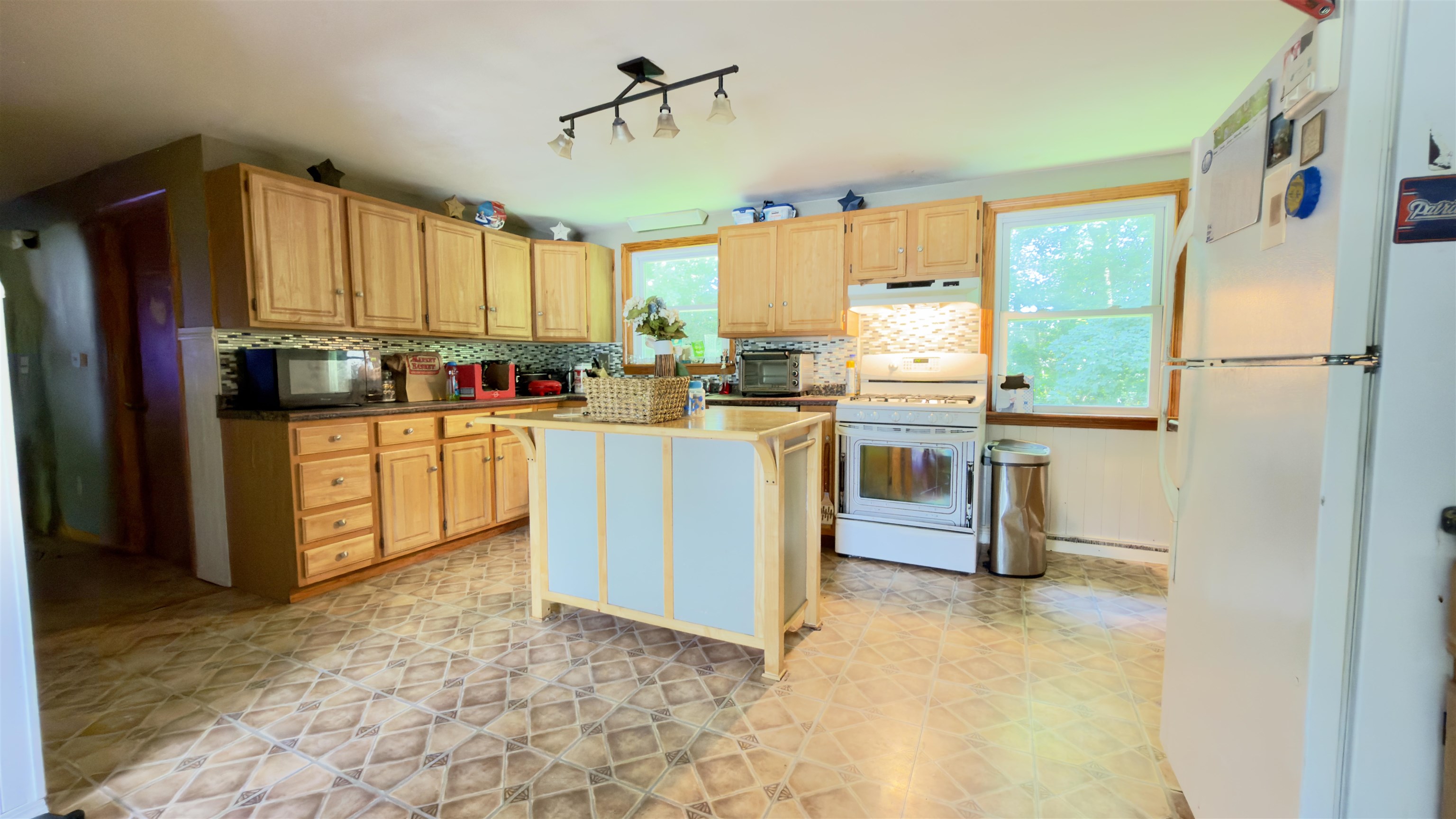 3rd image of 16 Marie Ave, Nashua, NH 03063 | MLS# 5104021