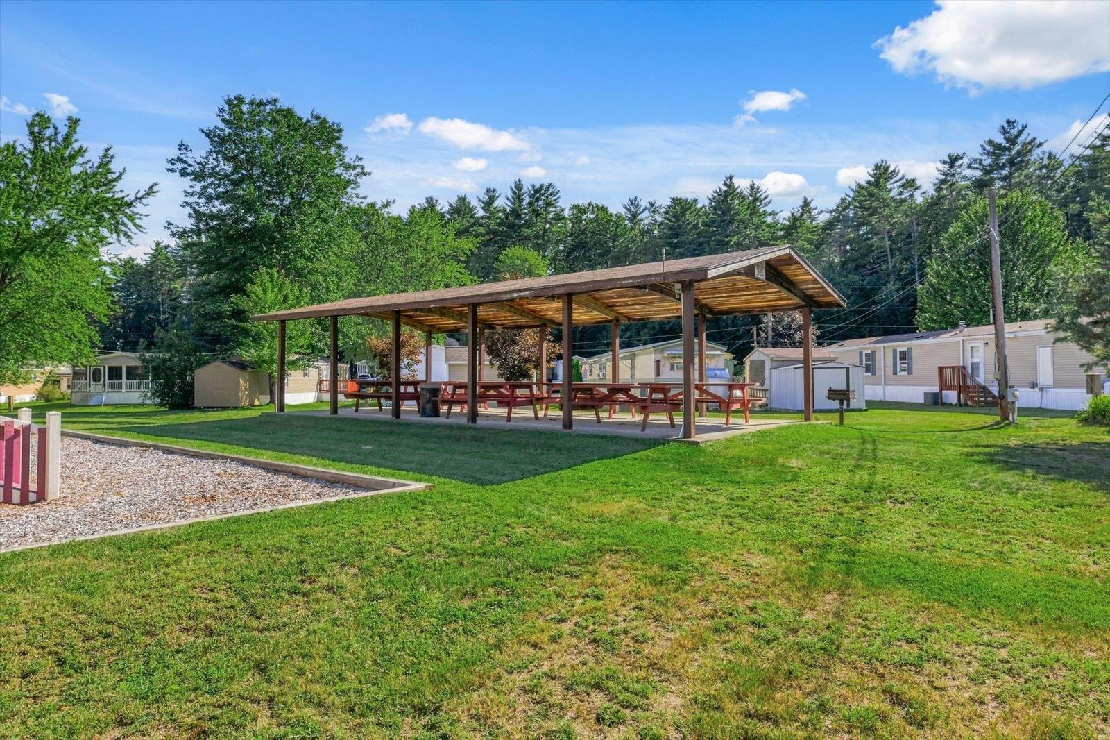 3 Nut Hatch Ln, Keene, NH 03431
