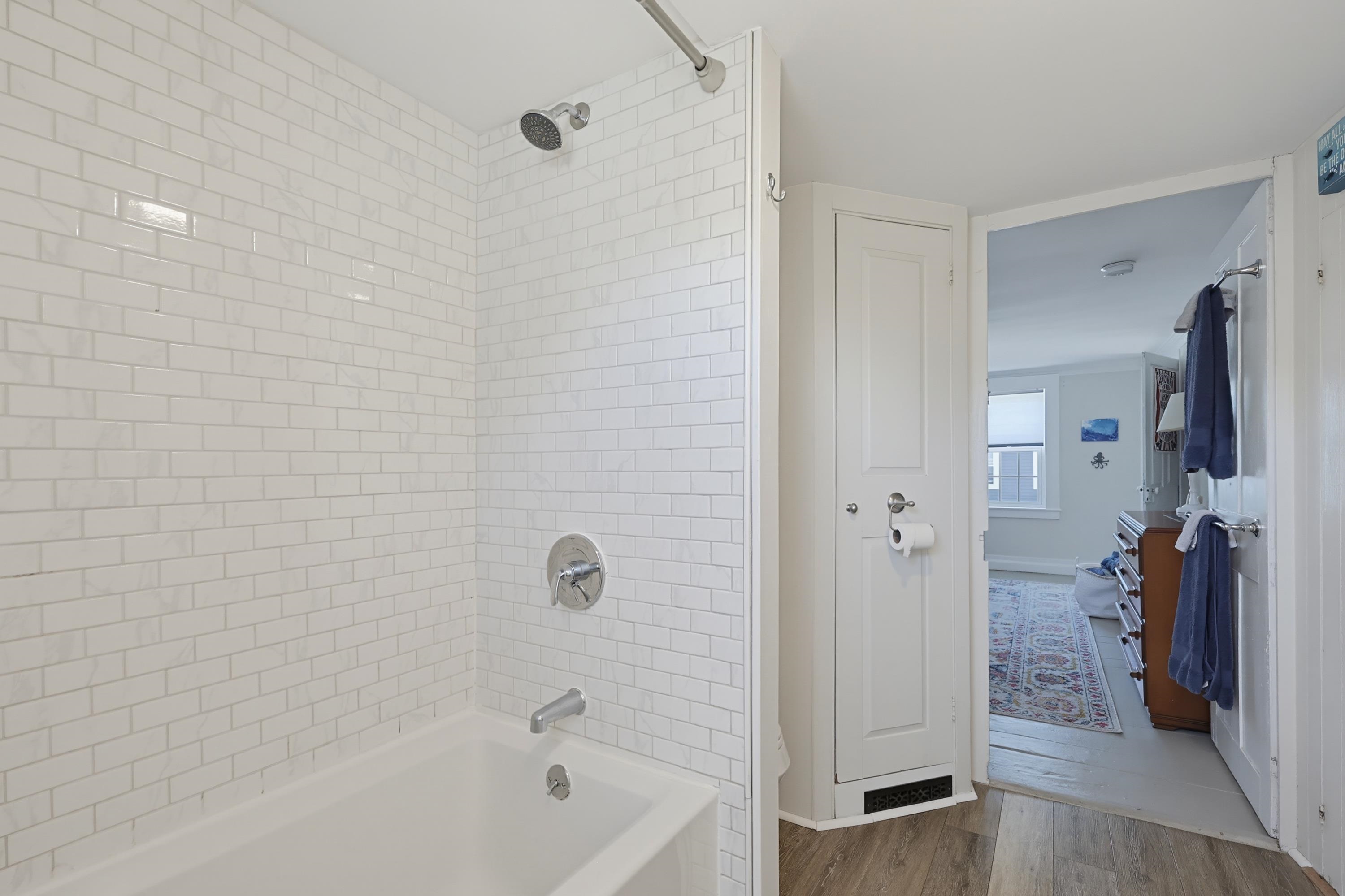 68 South St, Portsmouth, NH 03801