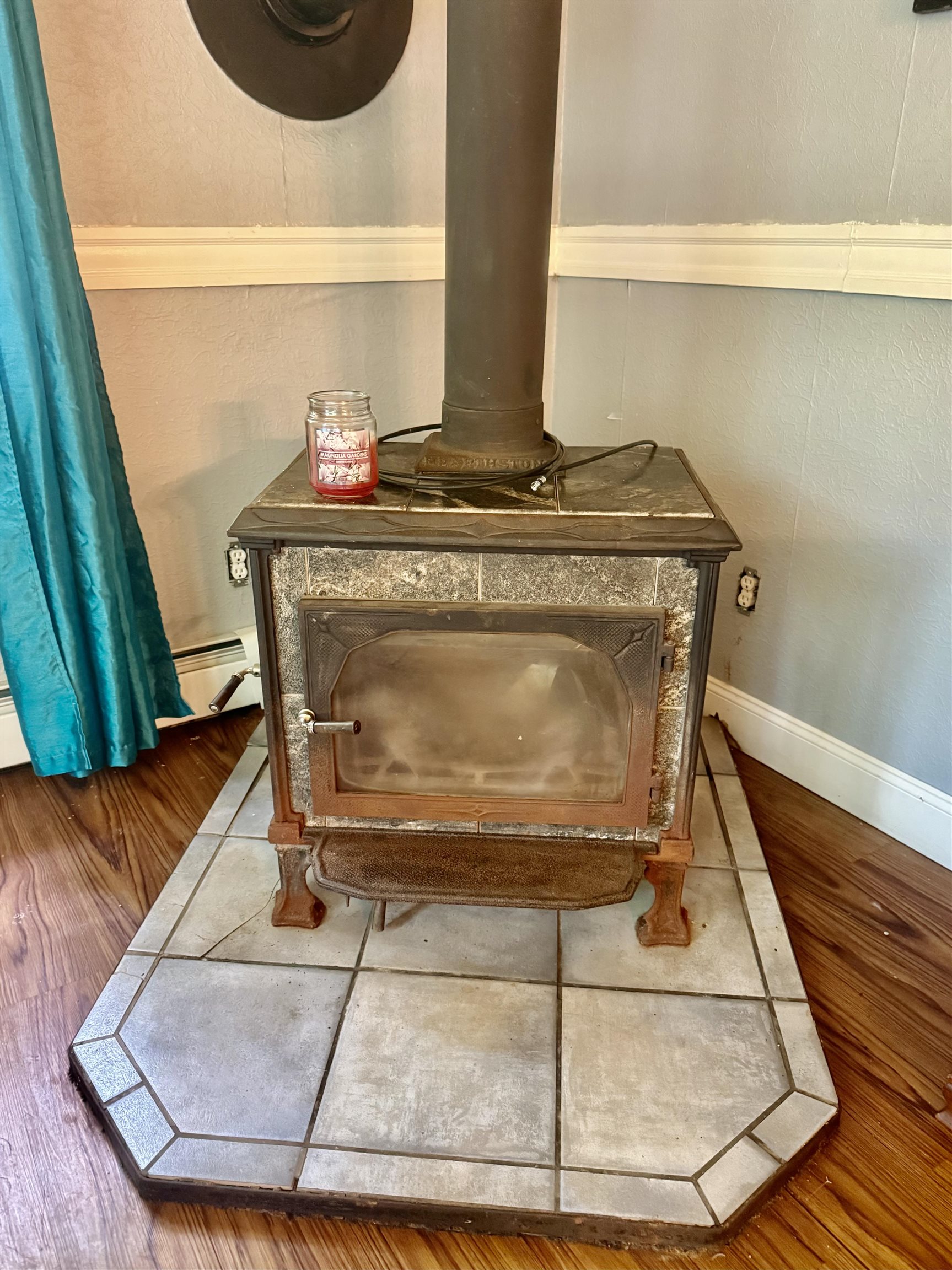 Photo 17 of 49
