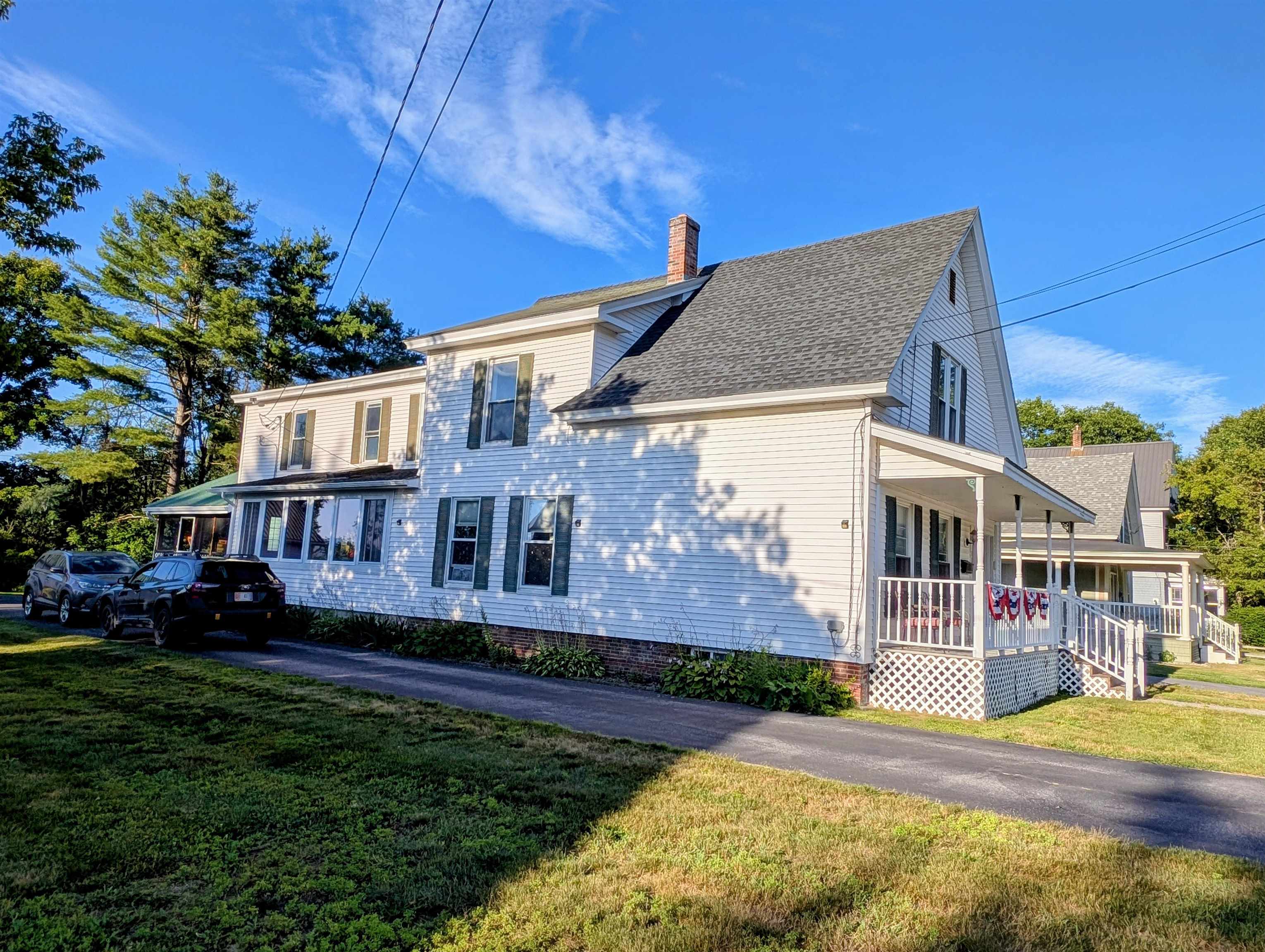 18 Pleasant St, Lancaster, NH 03584