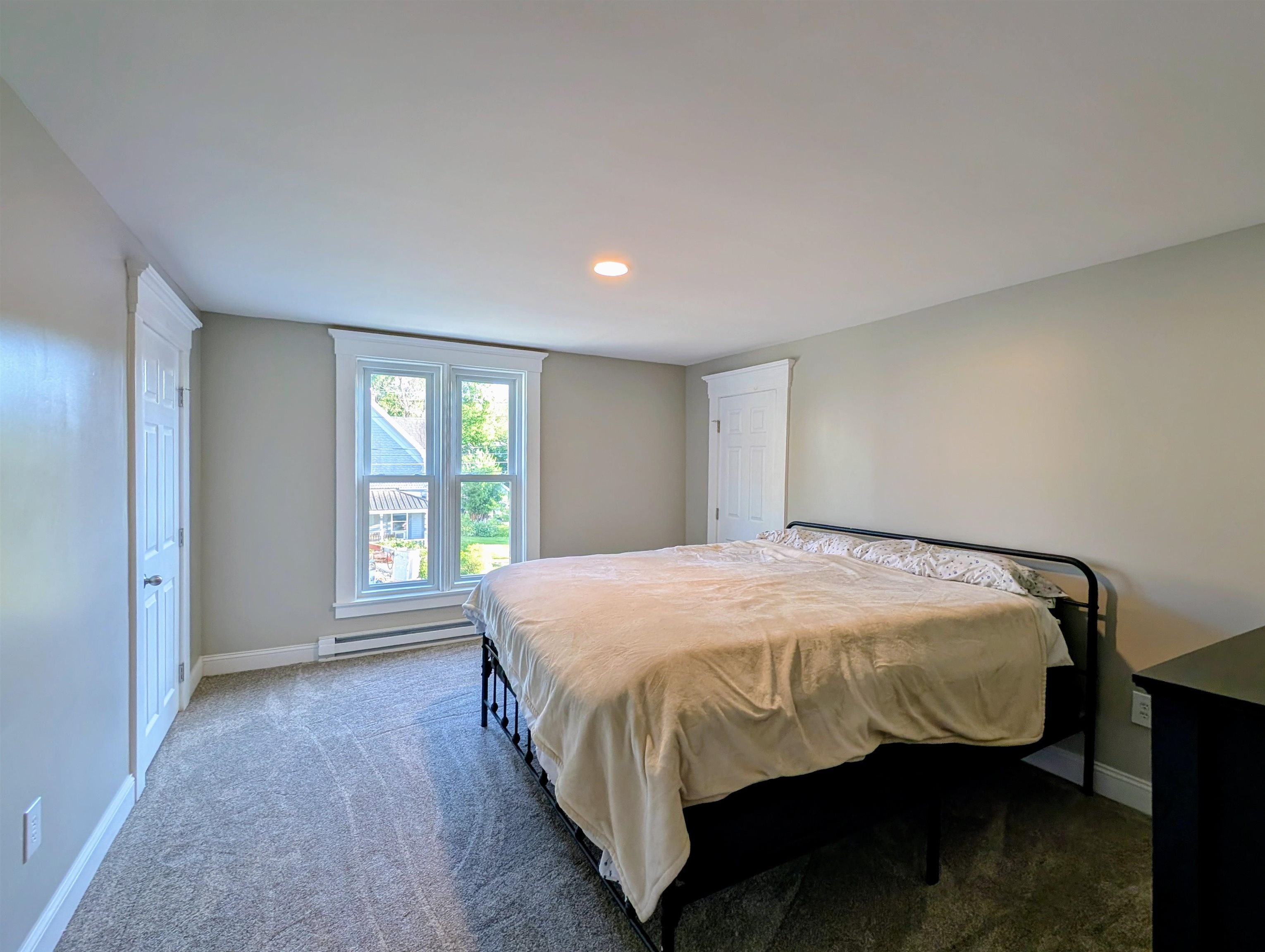 18 Pleasant St, Lancaster, NH 03584