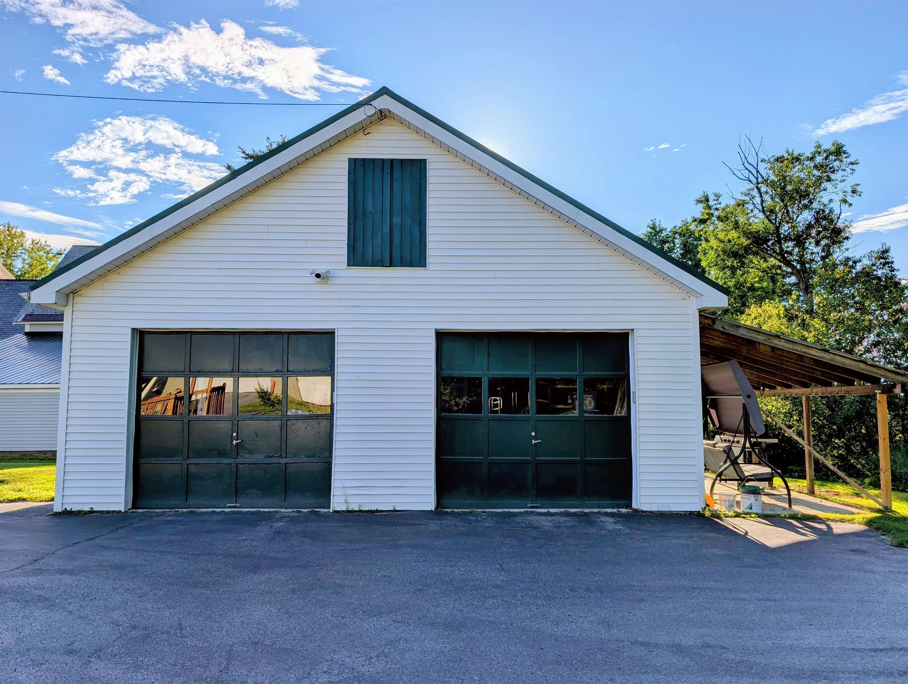 18 Pleasant St, Lancaster, NH 03584