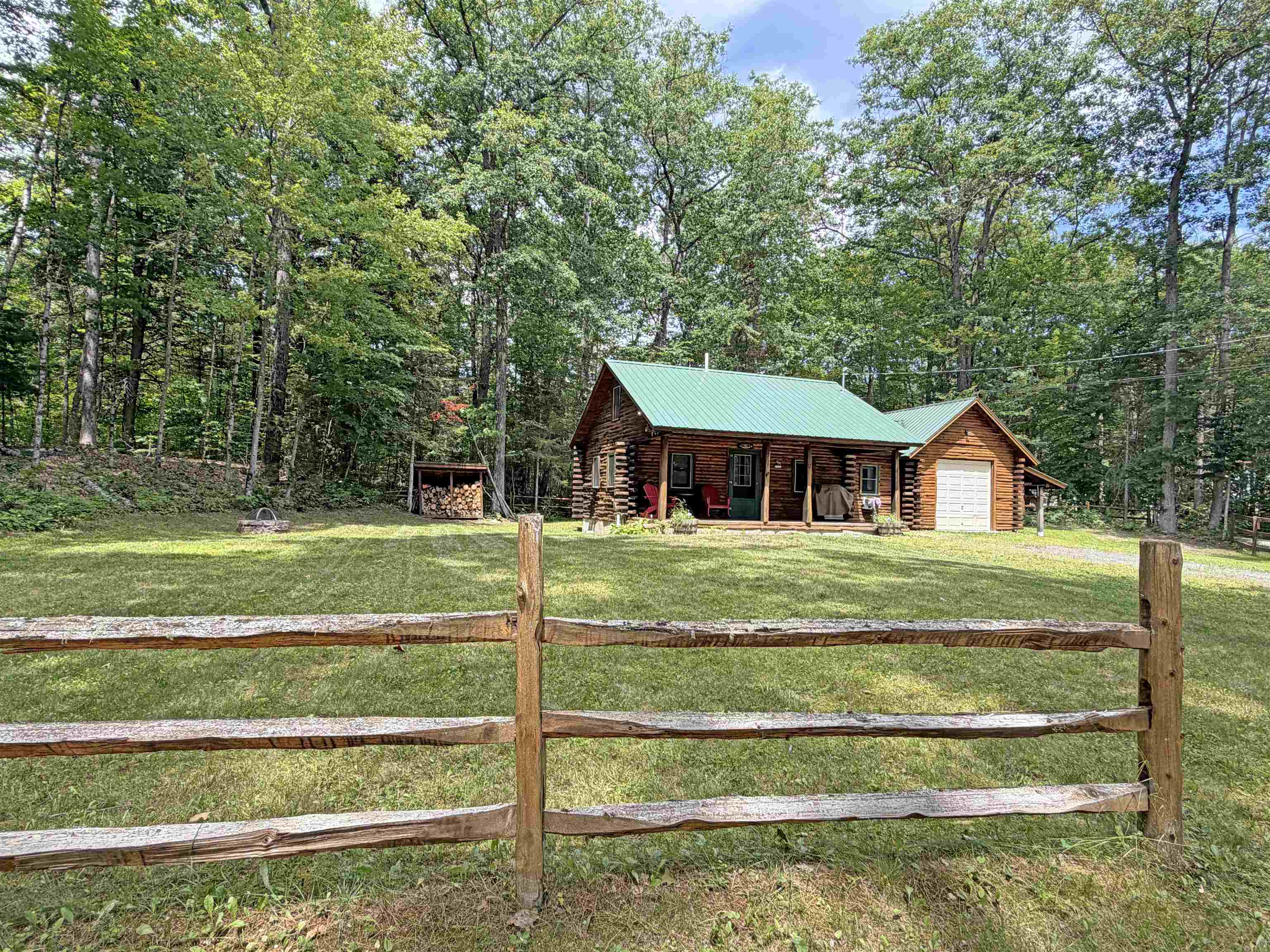 Fire Pit & Wood Shed 25917356