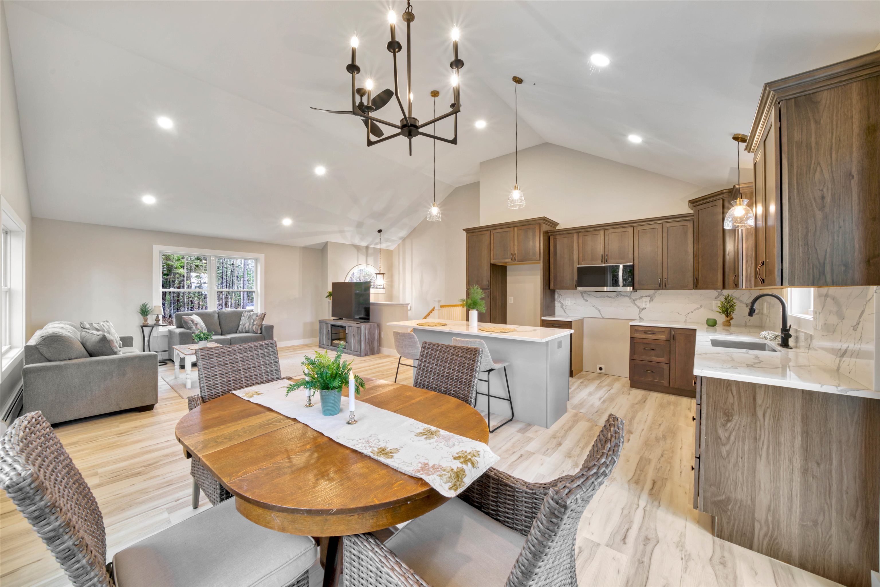 310 Stocker Pond Rd, Grantham, NH 03753