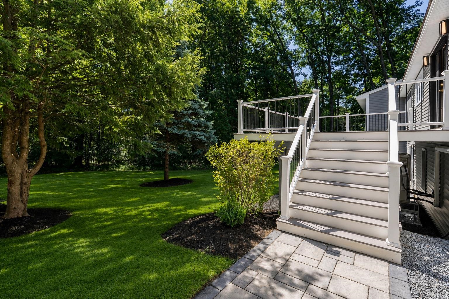 231 Post Rd, North Hampton, NH 03862