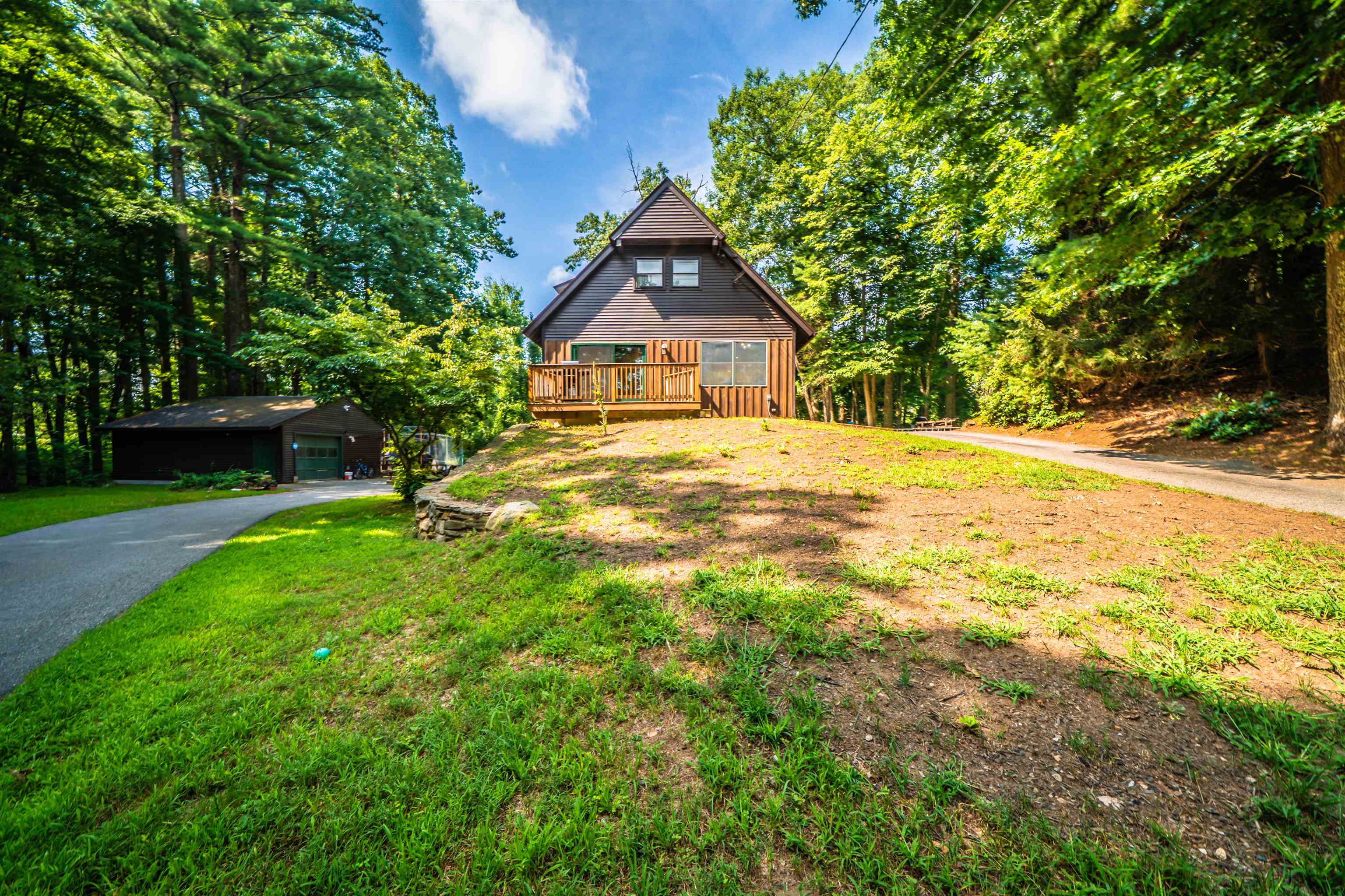 52 Pond Rd, Derry, NH 03038