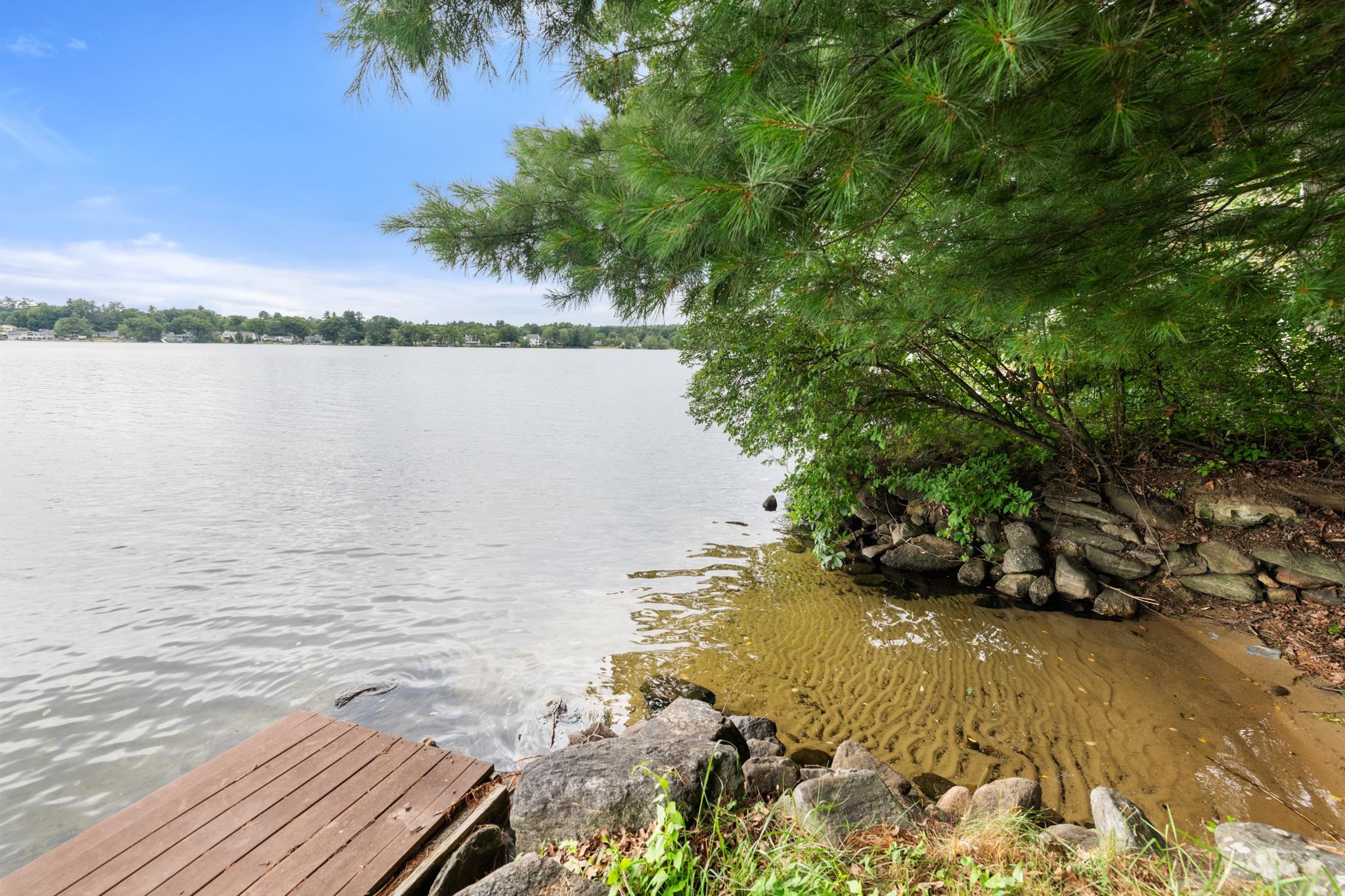 20 Chapin Ter, Laconia, NH 03246