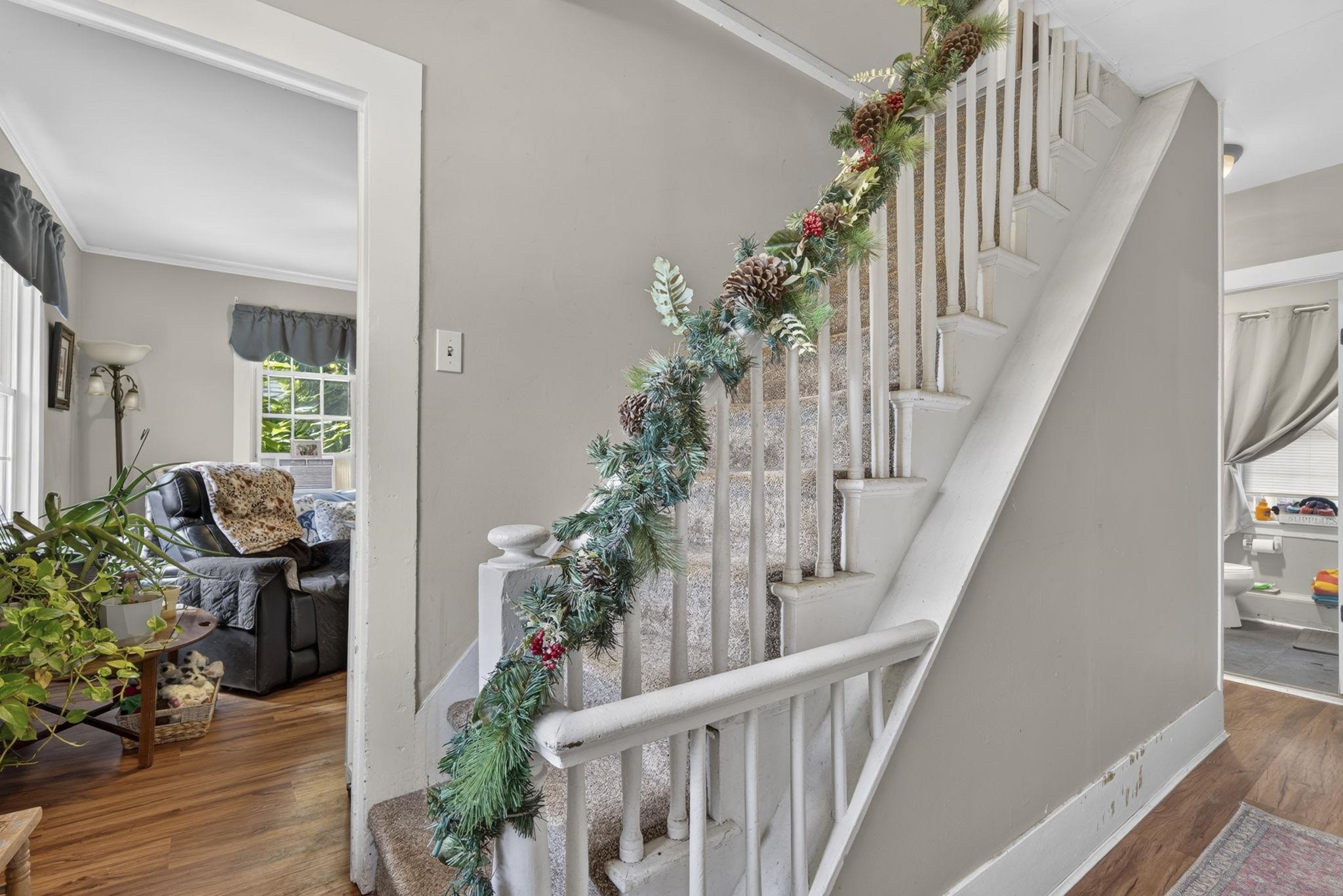 7 Island St, Wilton, NH 03086