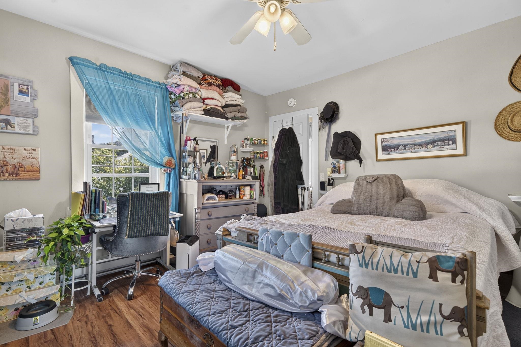 7 Island St, Wilton, NH 03086