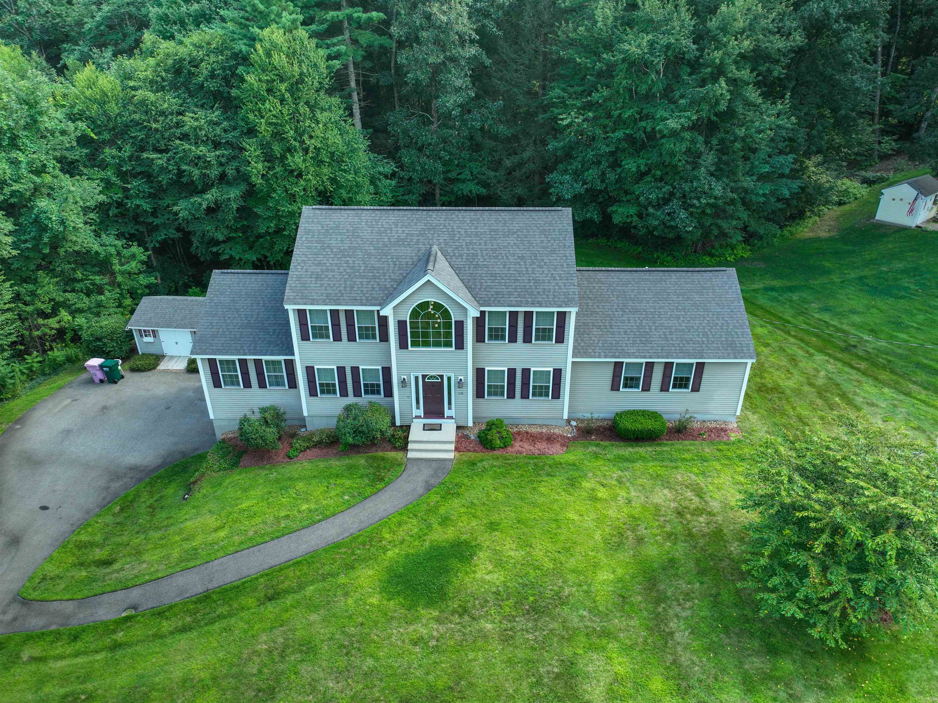 178 Annand Dr, Milford, NH 03055