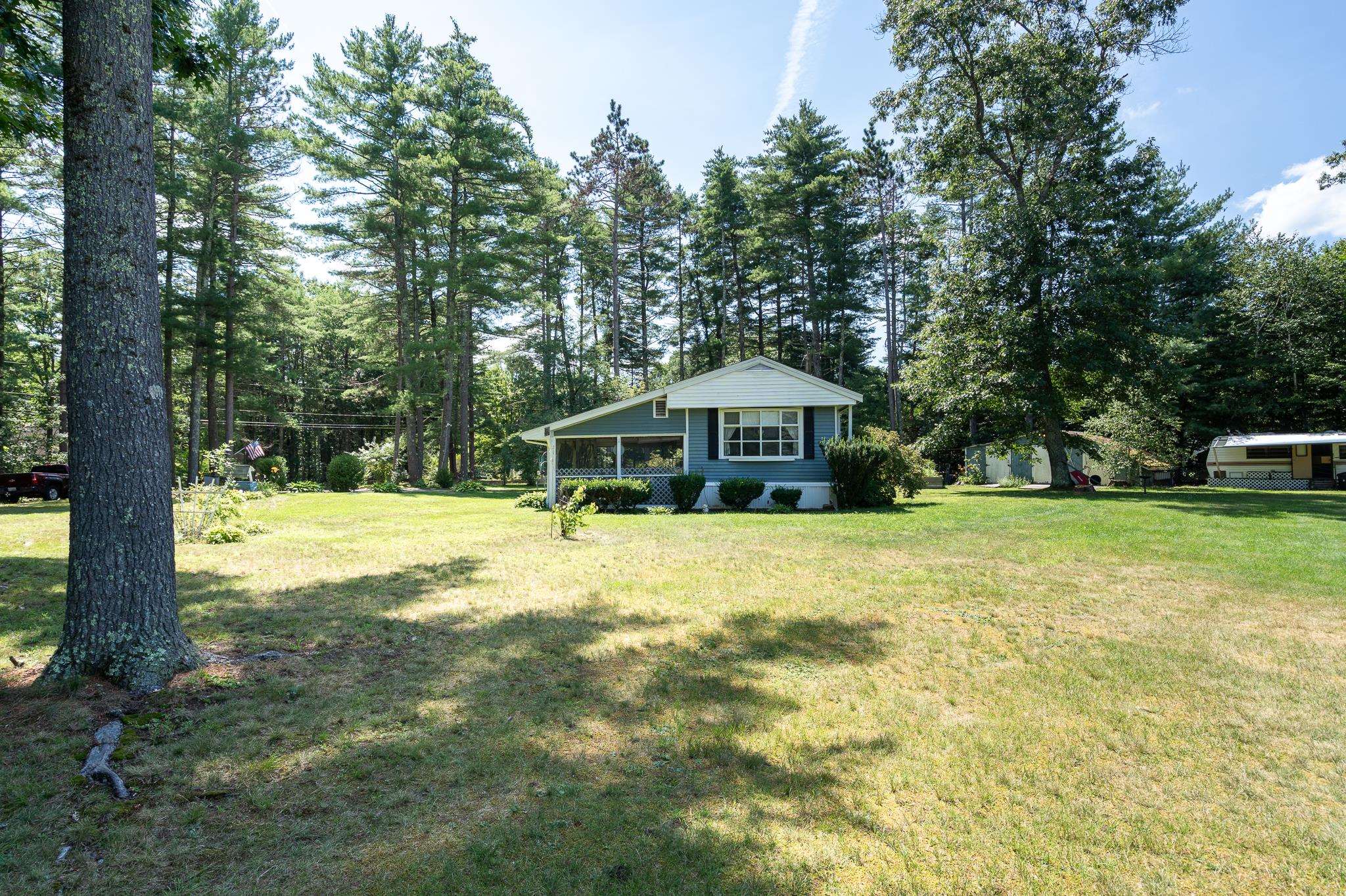 8 Norris Ct, Epping, NH 03042
