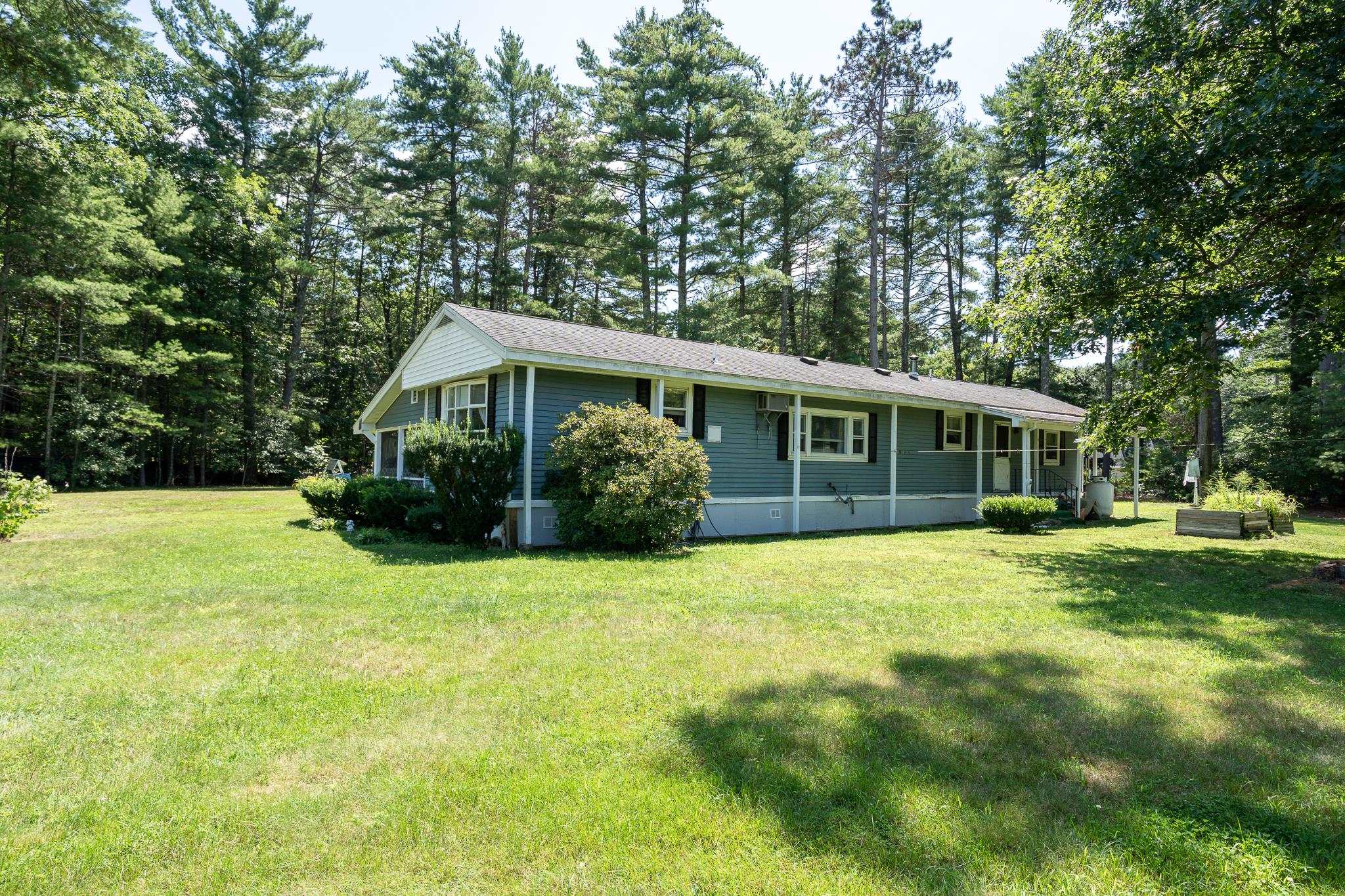 8 Norris Ct, Epping, NH 03042