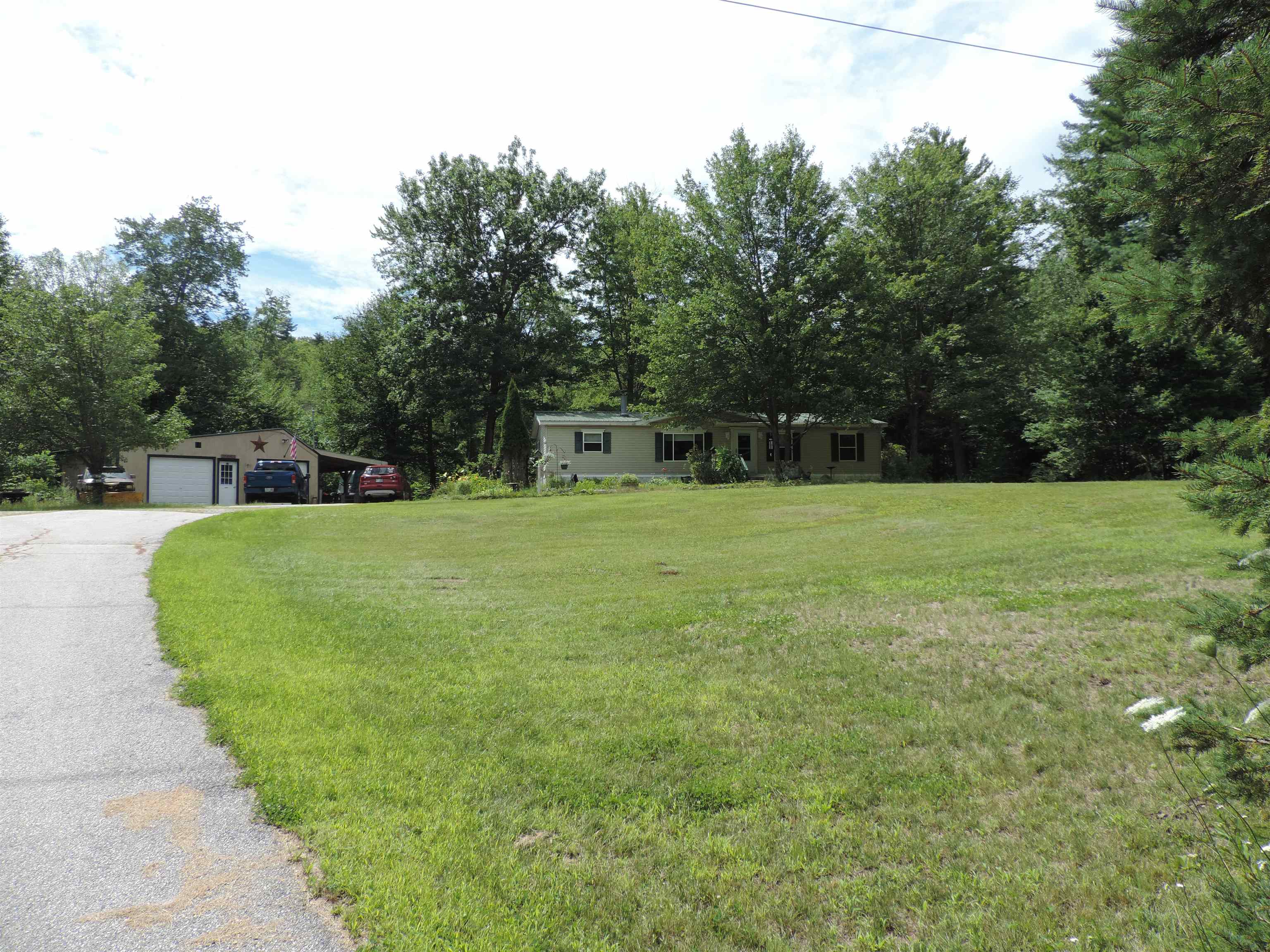 916 Deering Center Rd, Deering, NH 03244
