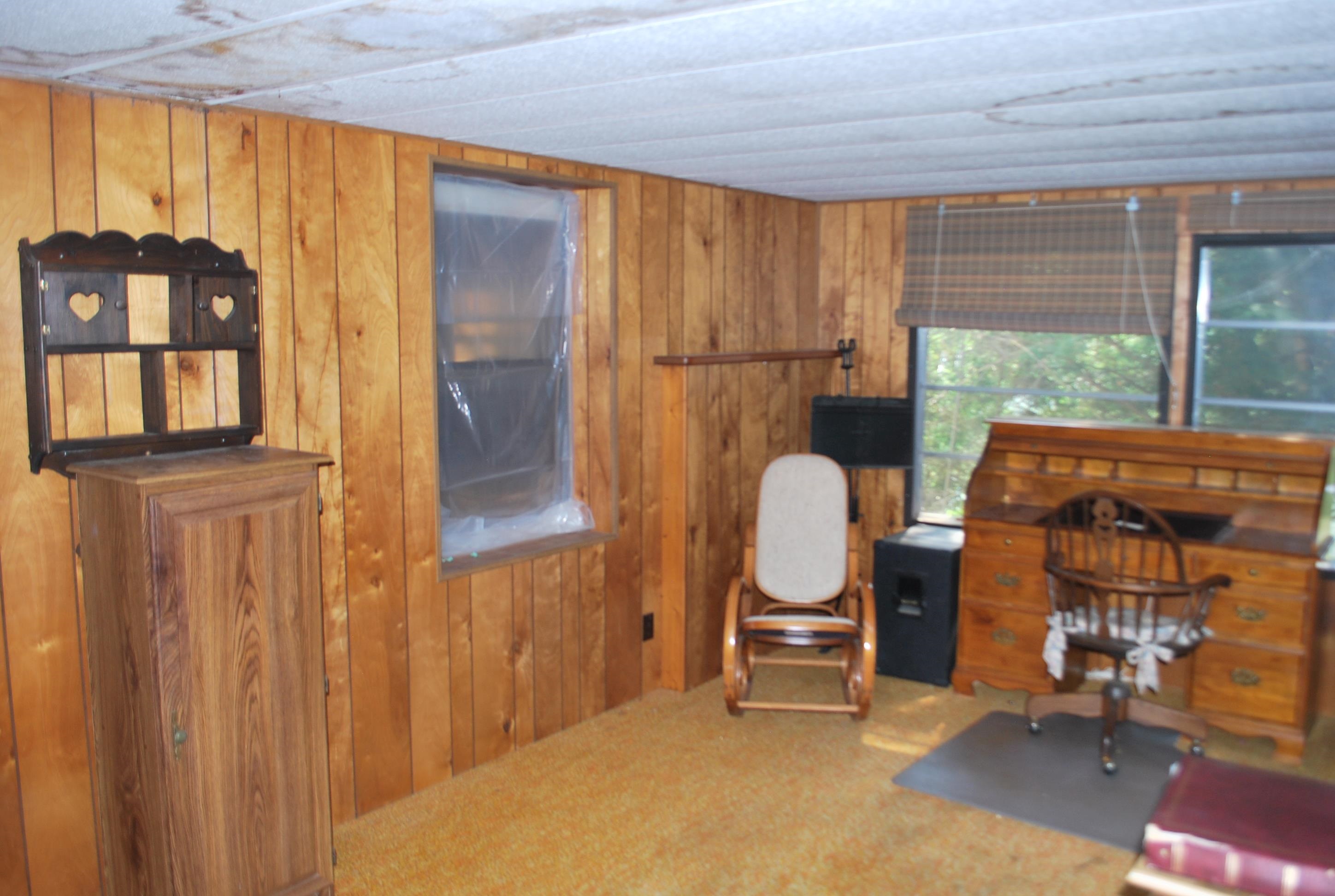 45 Hemlock Dr, Tuftonboro, NH 03816