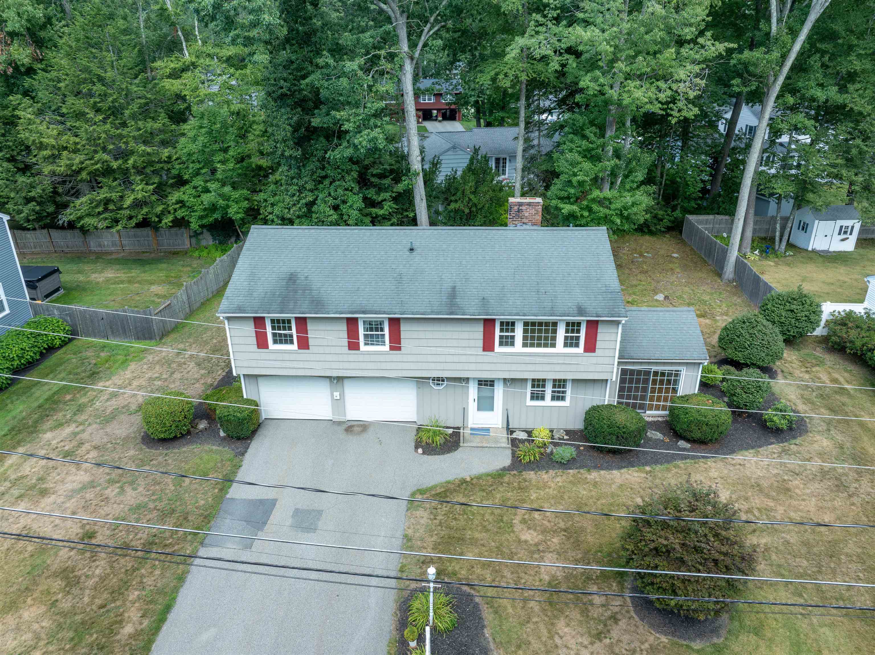 16 Longwood Dr, Hampton, NH 03842