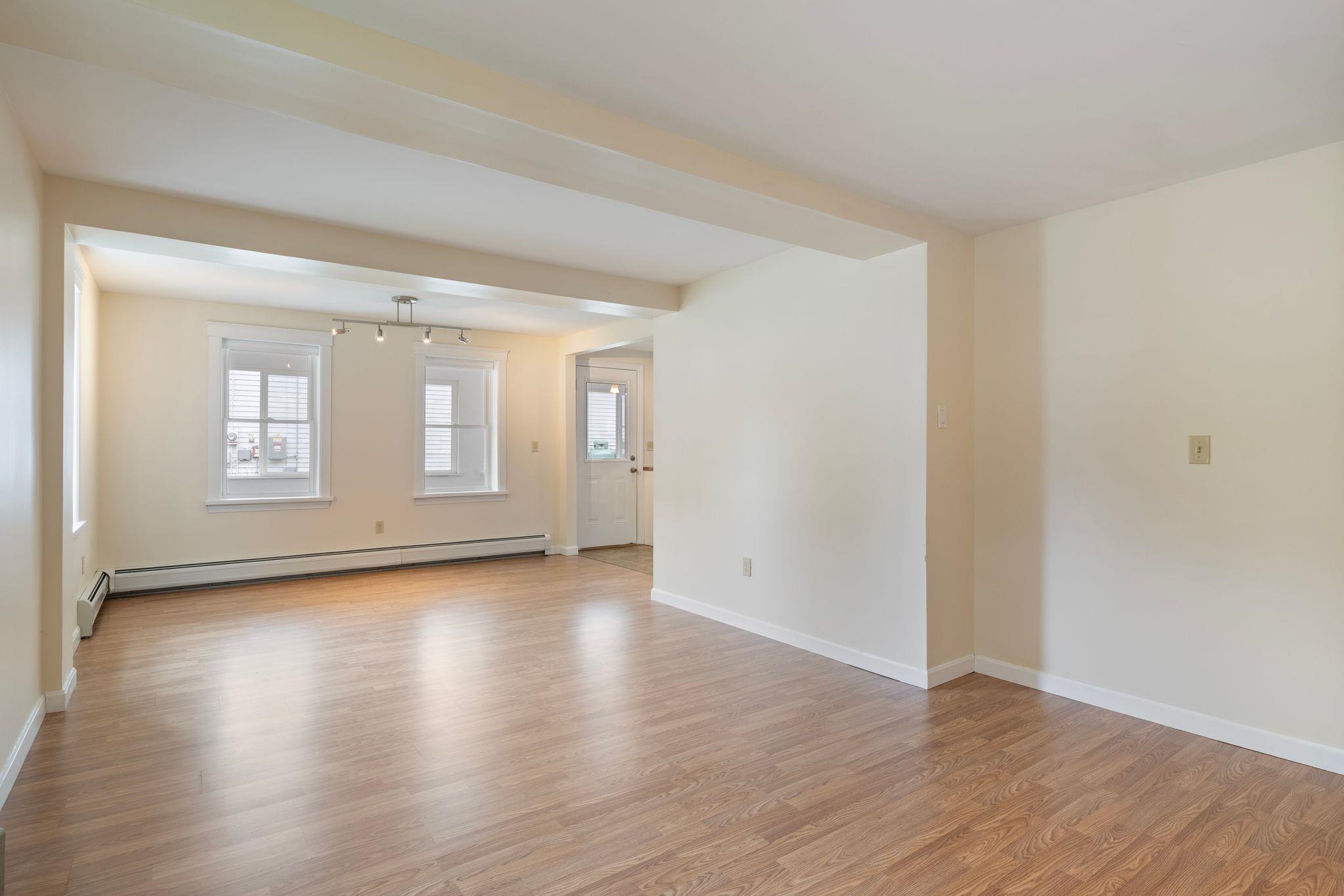 22 Church St, Farmington, NH 03835