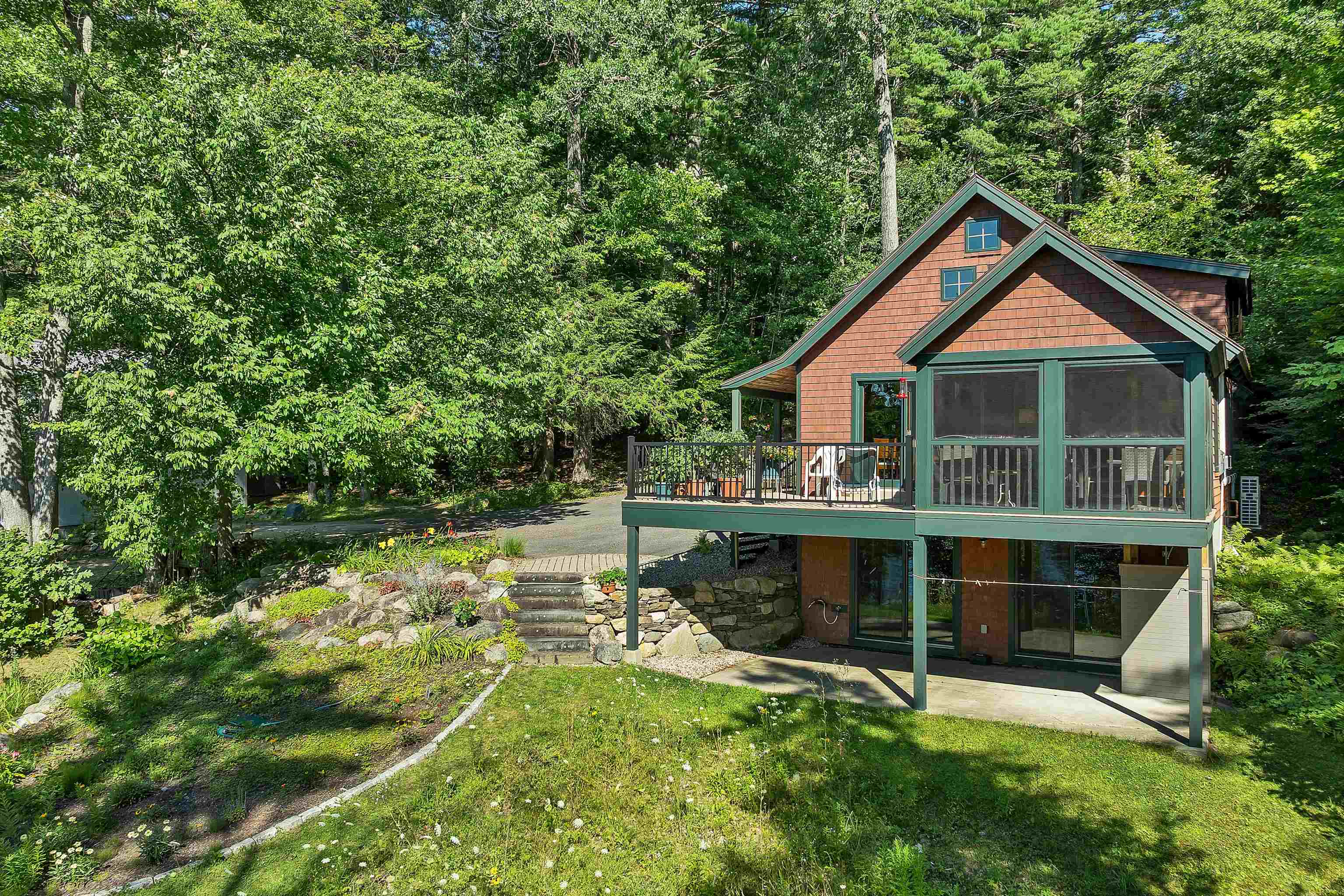 88 Hidden Valley Dr, Tuftonboro, NH 03816
