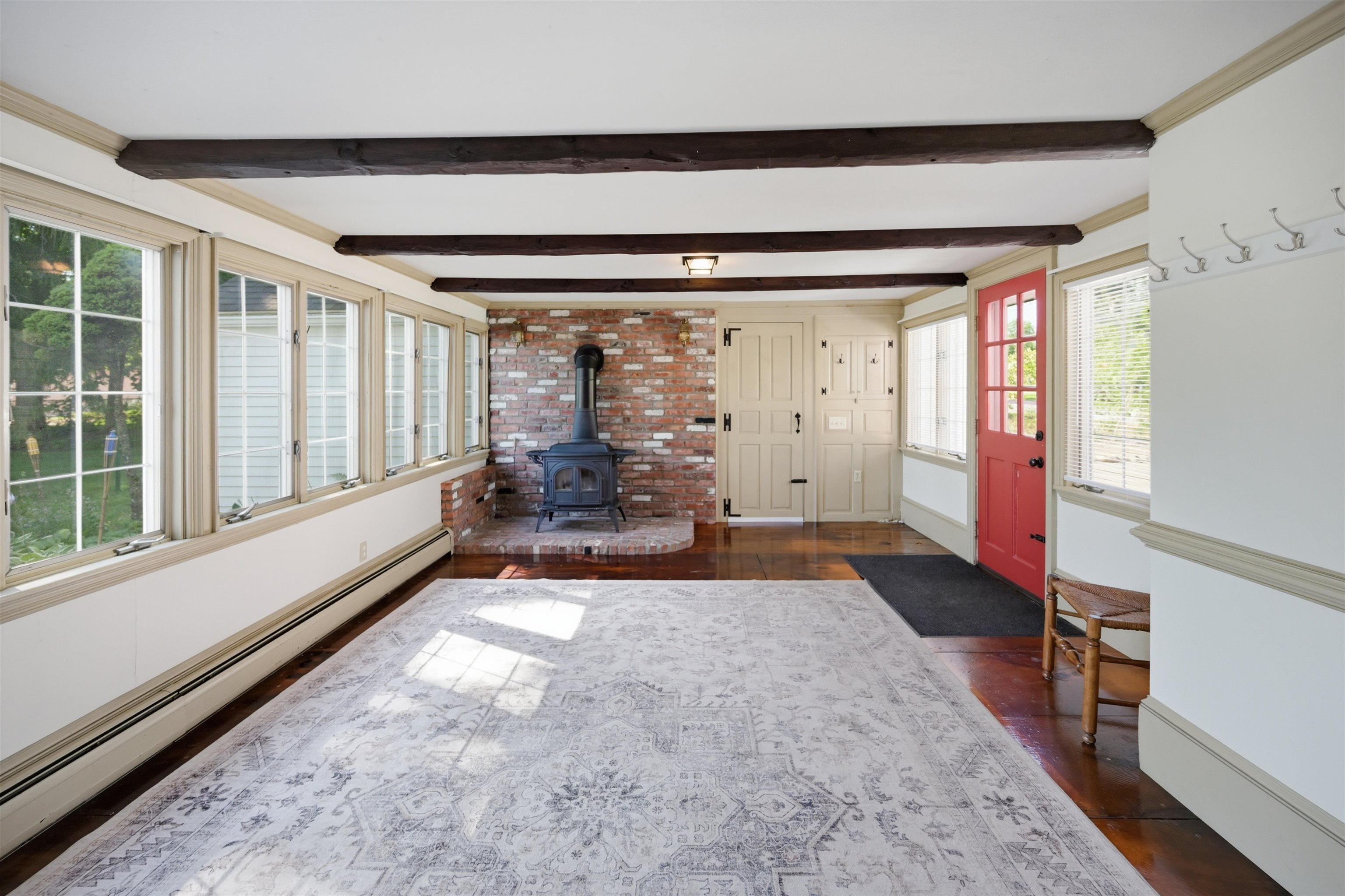 125 Main St, Plaistow, NH 03865